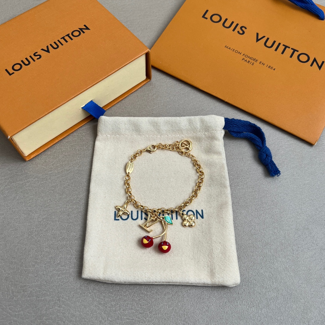 Louis Vuitton bracelet unique design - cnluxepick