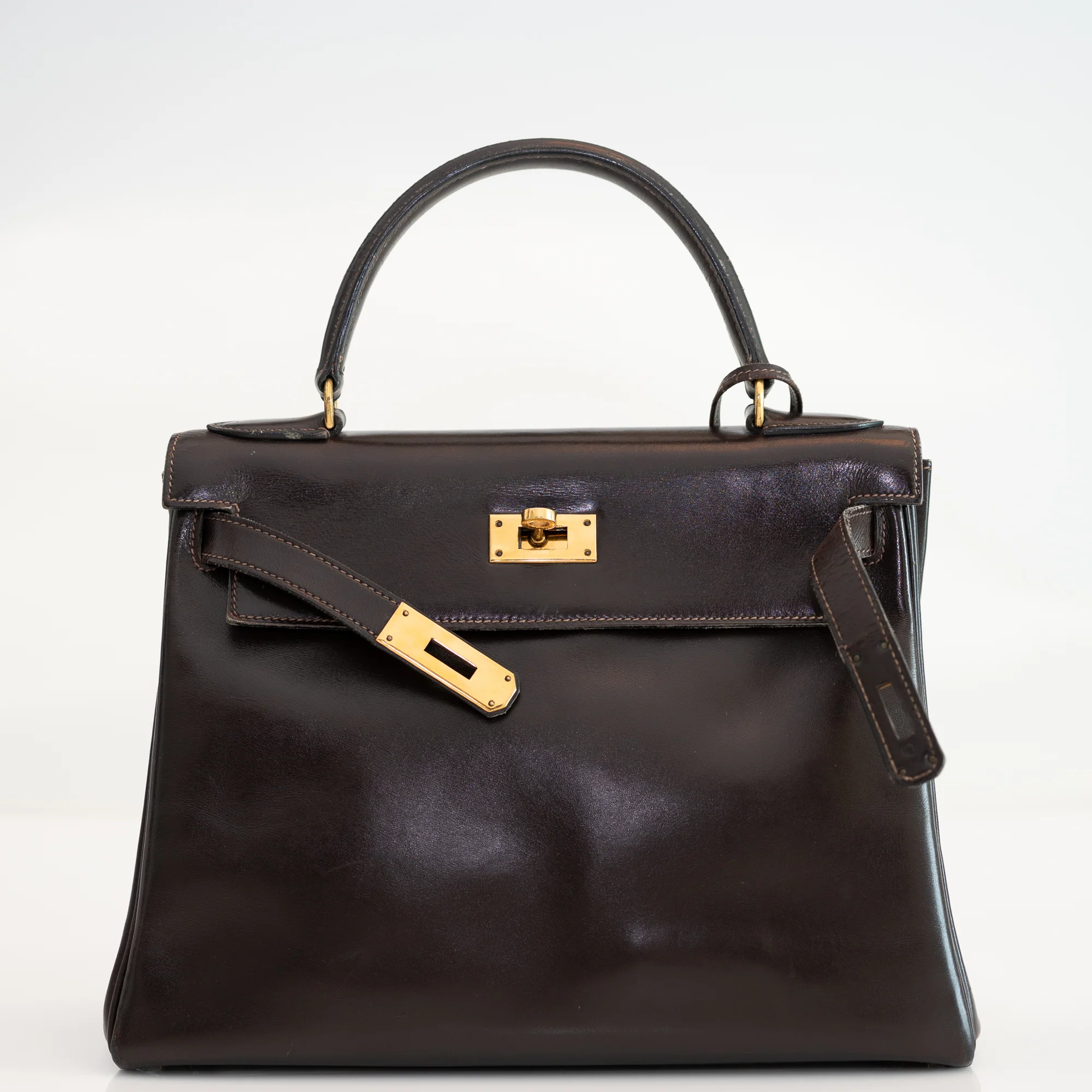 Hermès Vintage Kelly 28 Retourné Marron Foncé Box Calf Gold Hardware
