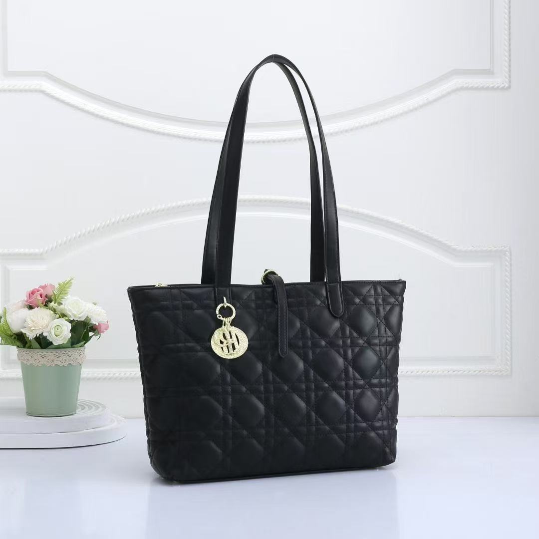 Dior Lingge Large Capacity Tote Bag for Women Commuting Casual Versatile Shoulder Bag Handbag for Women - cnluxepick