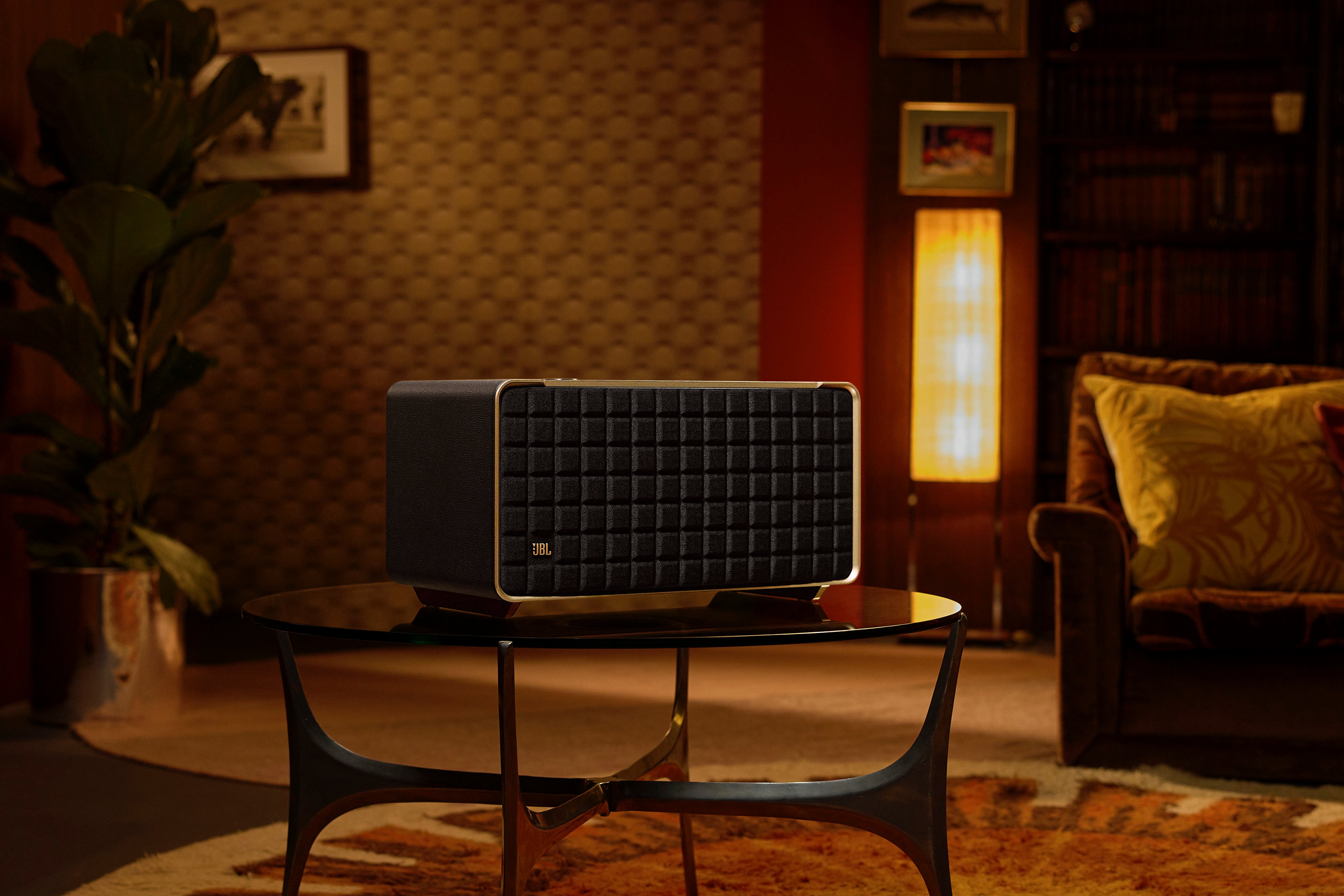 JBL - Authentics 500 Smart Home Speaker - Black