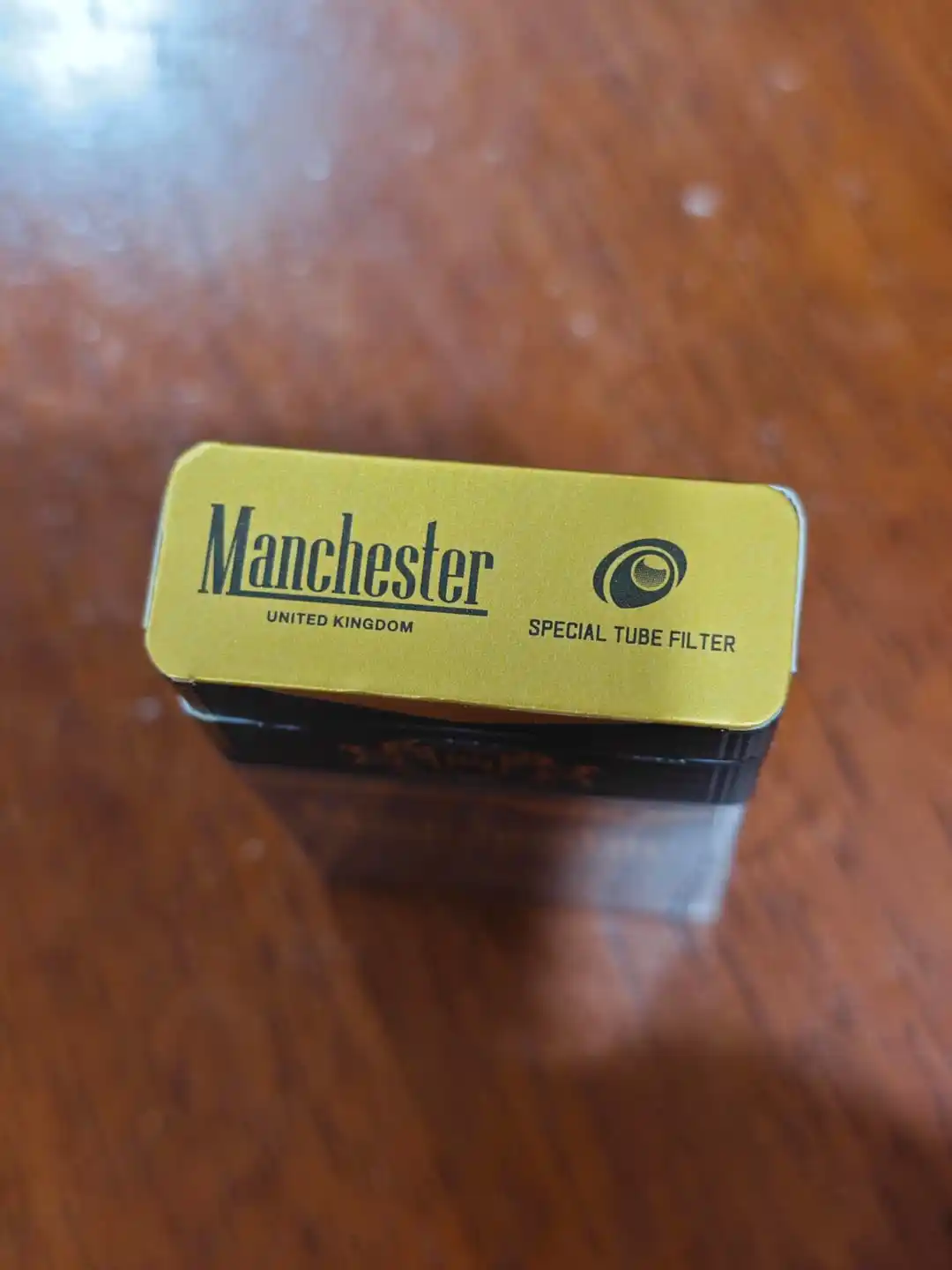 Manchester Queen Gold Limited Edition Cigarettes Buy Online AU - FLUXAUD SHOP