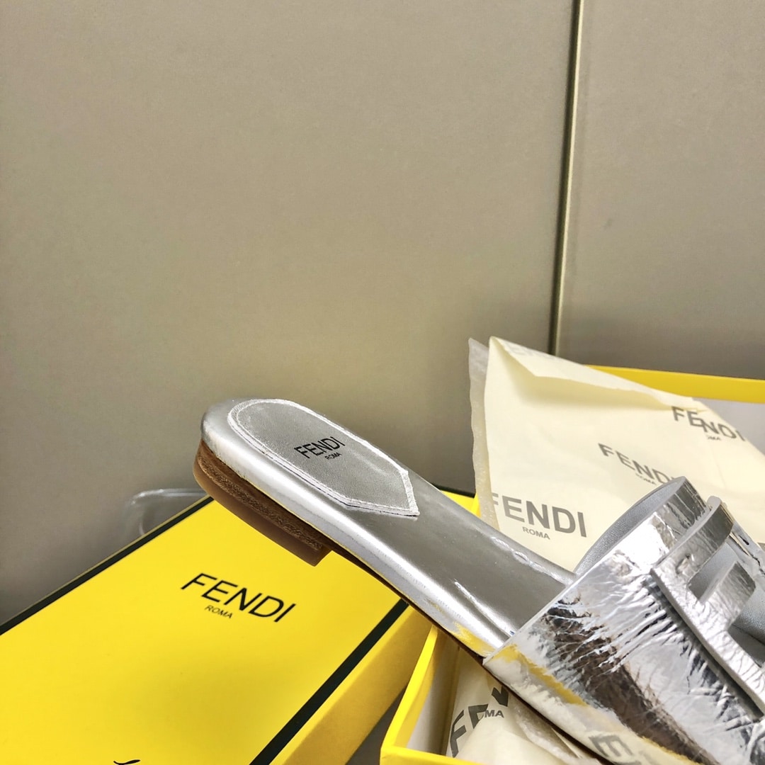 Fendi Baguette Silver Nappa Leather Slides 8R8136Ai16F0Ge7