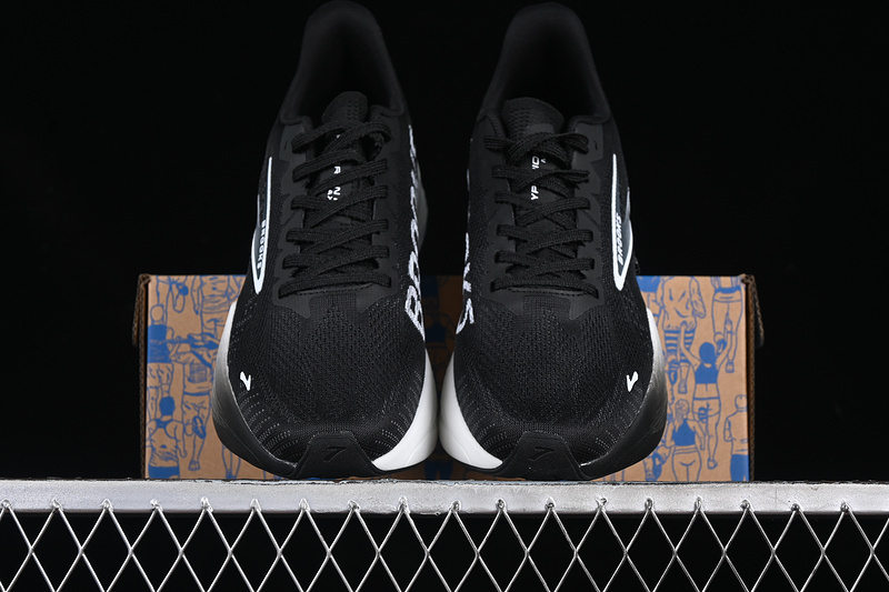 Brooks Hyperion Max 2 Running Shoes