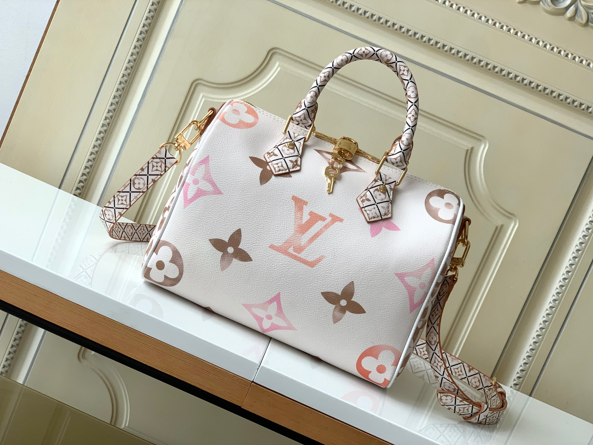 Top version LV Speedy Bandoulière Giant Monogram bag - cnluxepick