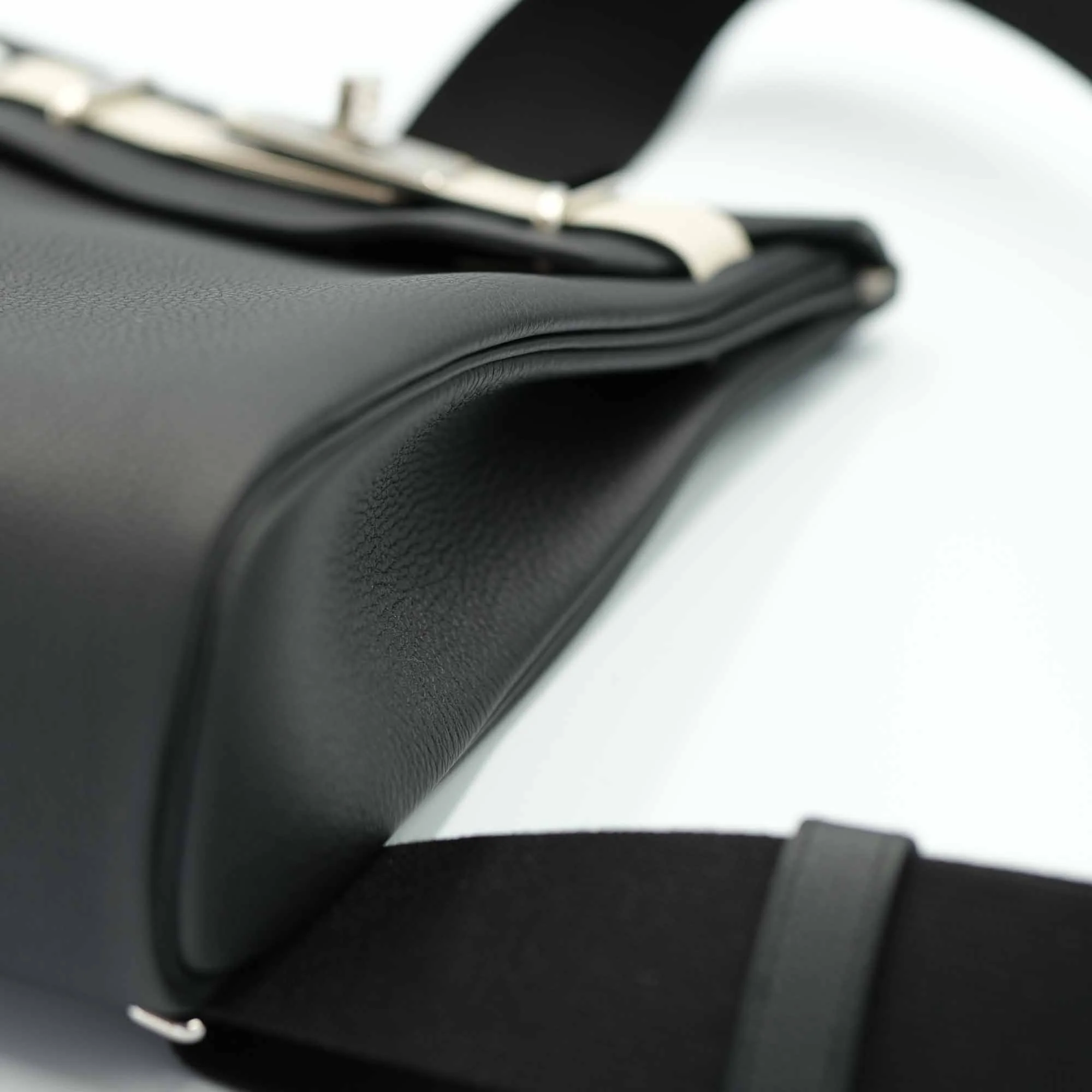 Hermès HAC à Dos PM HSS Noir Togo and Craie Swift Palladium Hardware