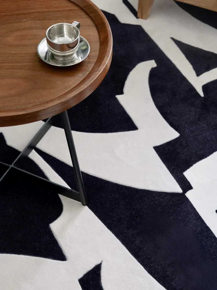 CP047 - Black and White Carpet 