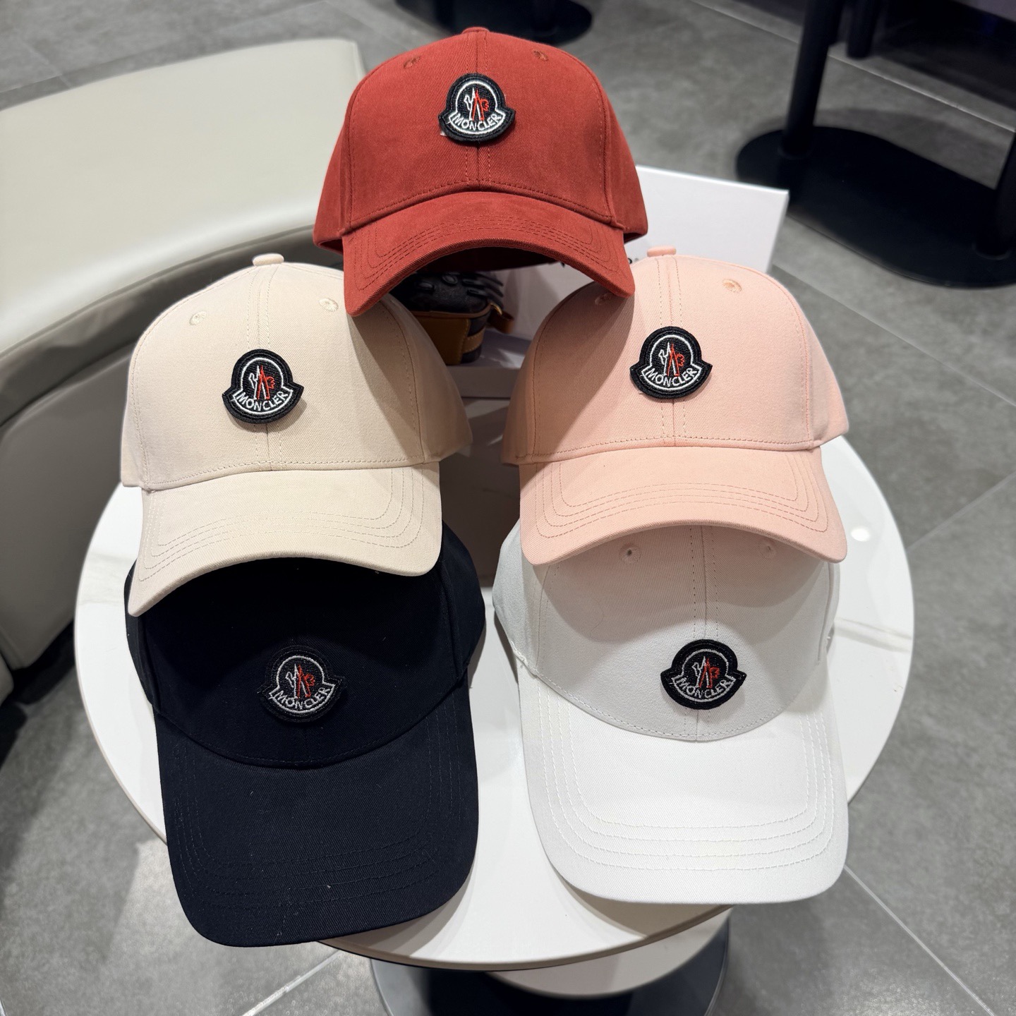 Moncler Classic Cowboy Baseball Cap - cnluxepick
