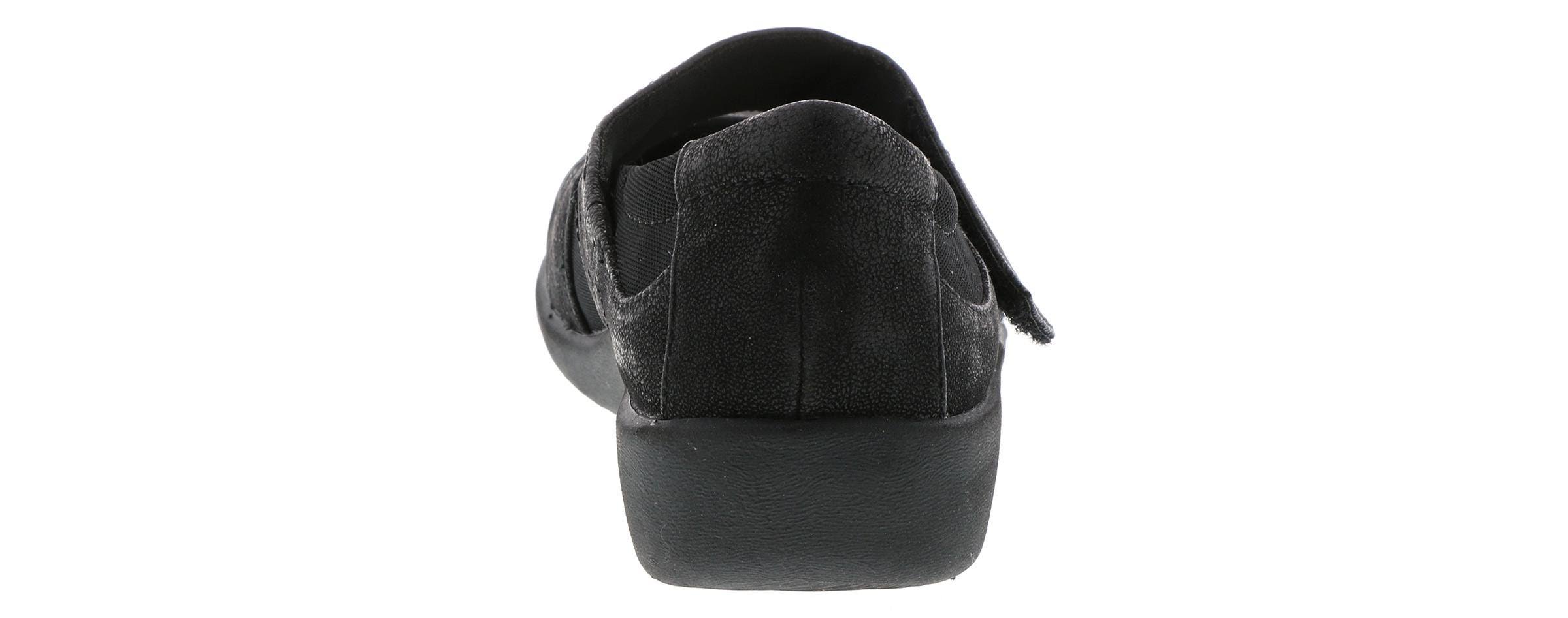 Clarks Sillian Bella Black / 7