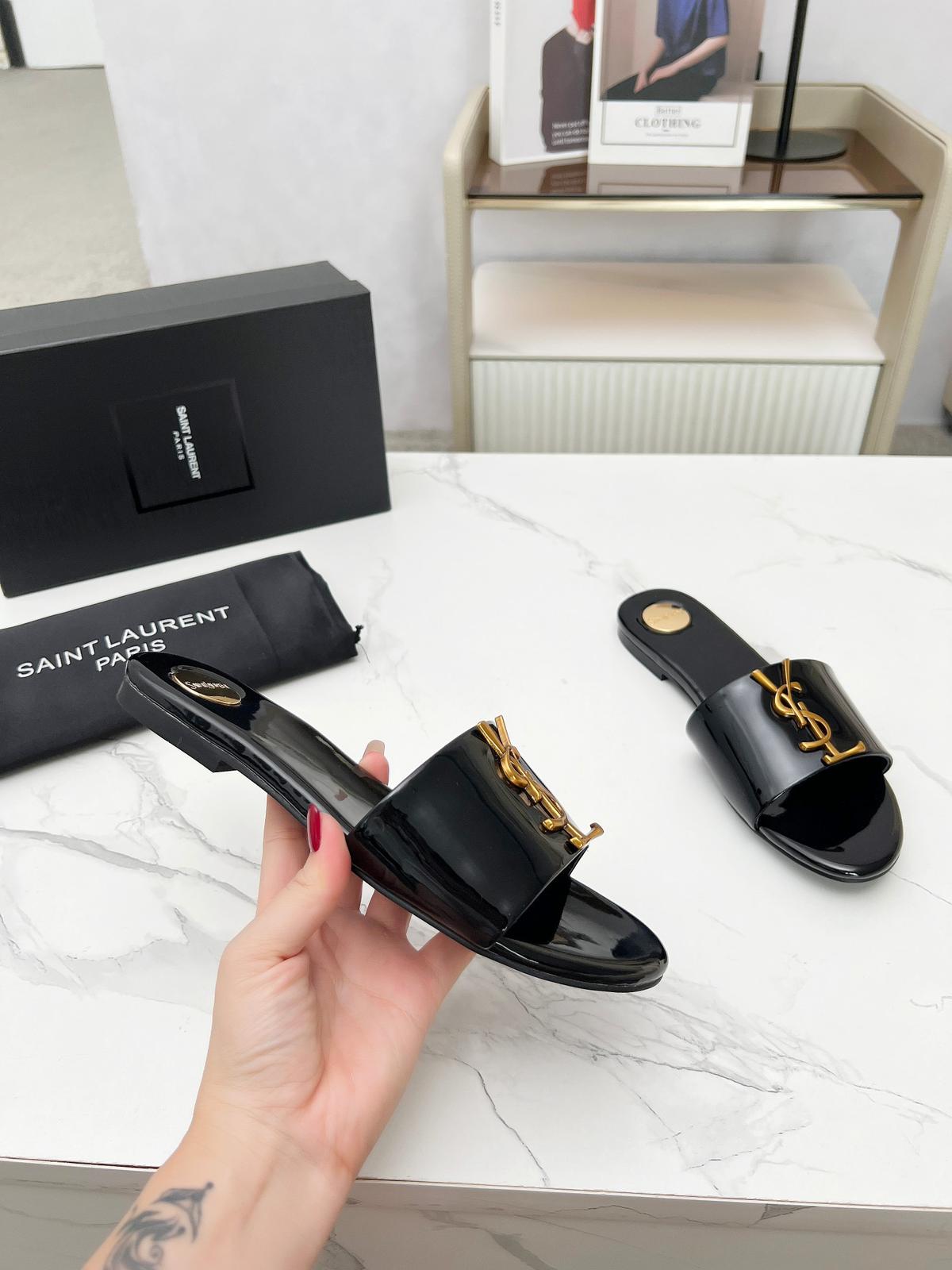 YSL Saint Laurent Classic slippers - cnluxepick
