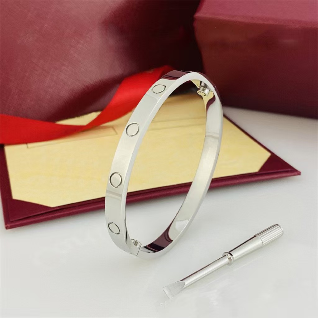 Cartier bracelet - cnluxepick