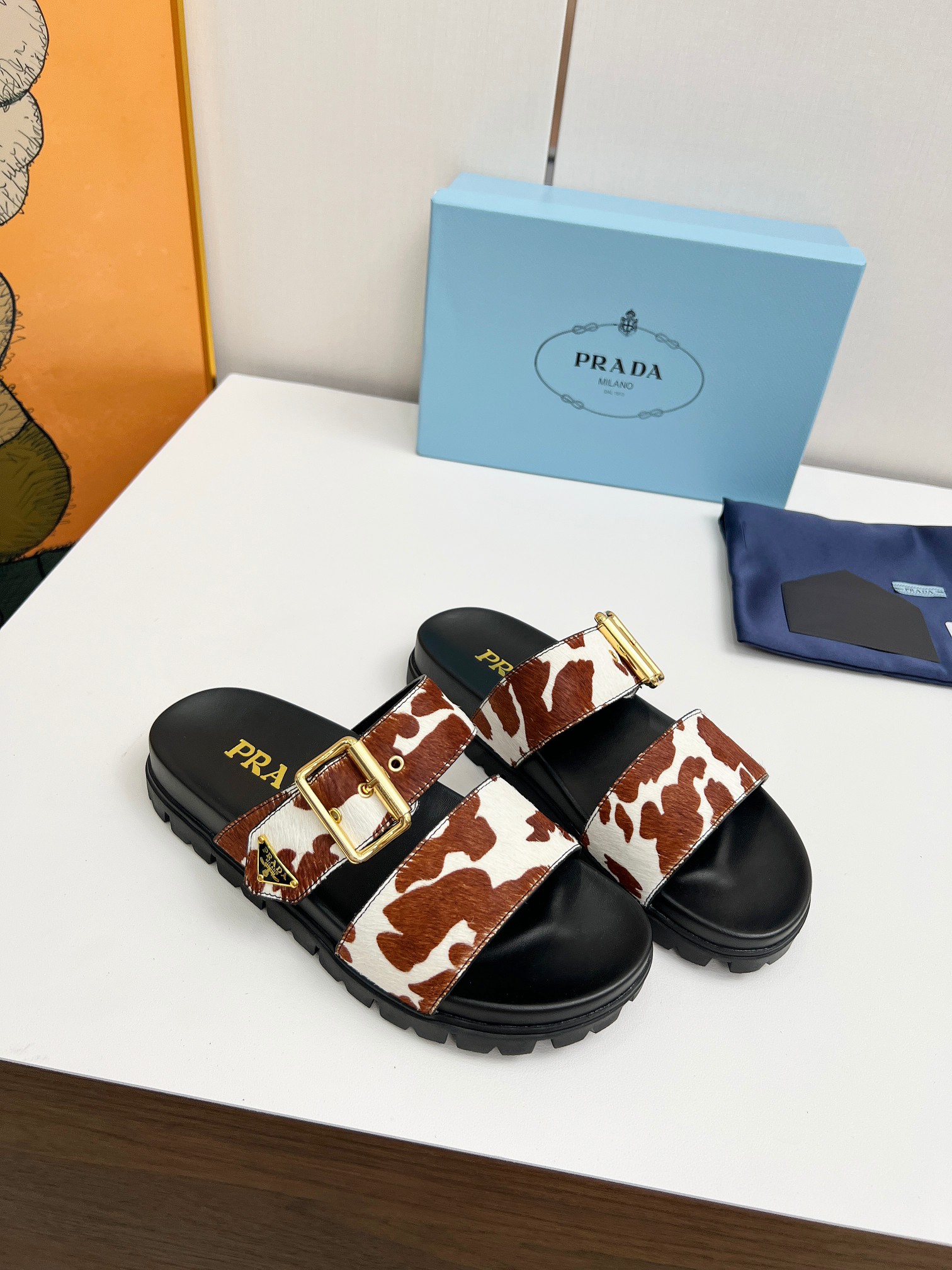 Prada triangle logo cow color sandals - cnluxepick