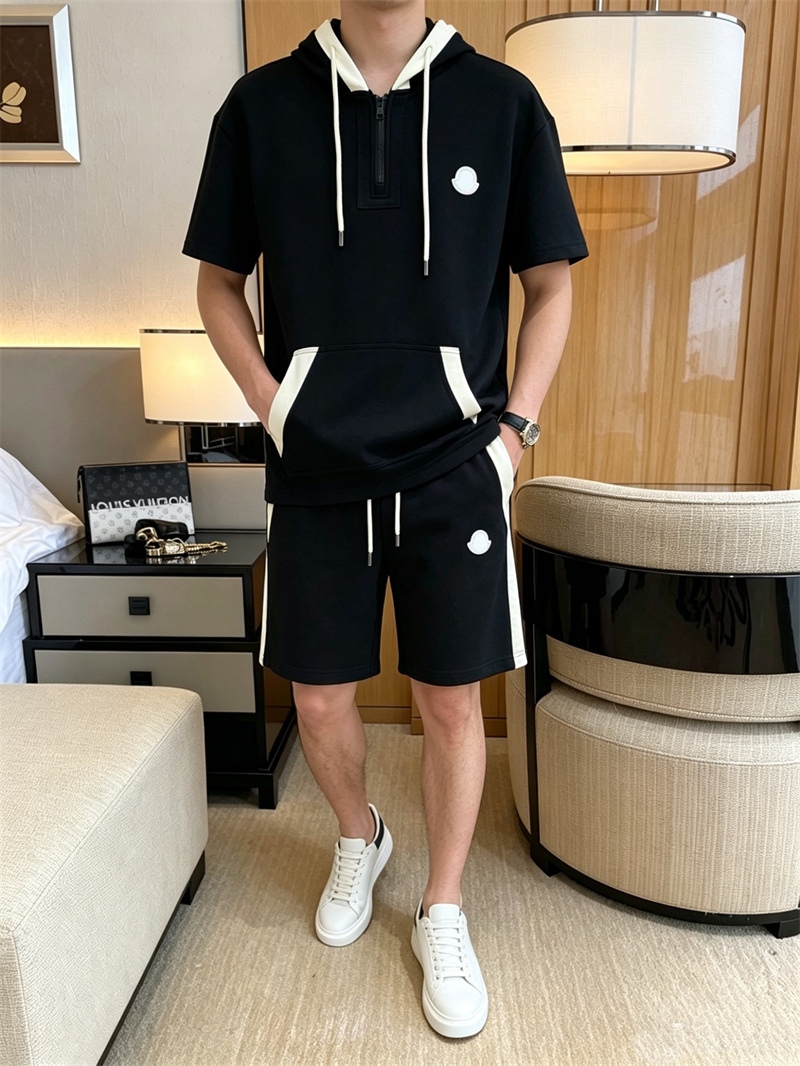 MONCLER 2026夏新作 モンクレール 上下着 コピー  半袖Tシャツ＆ショーツセット 柔らか快適