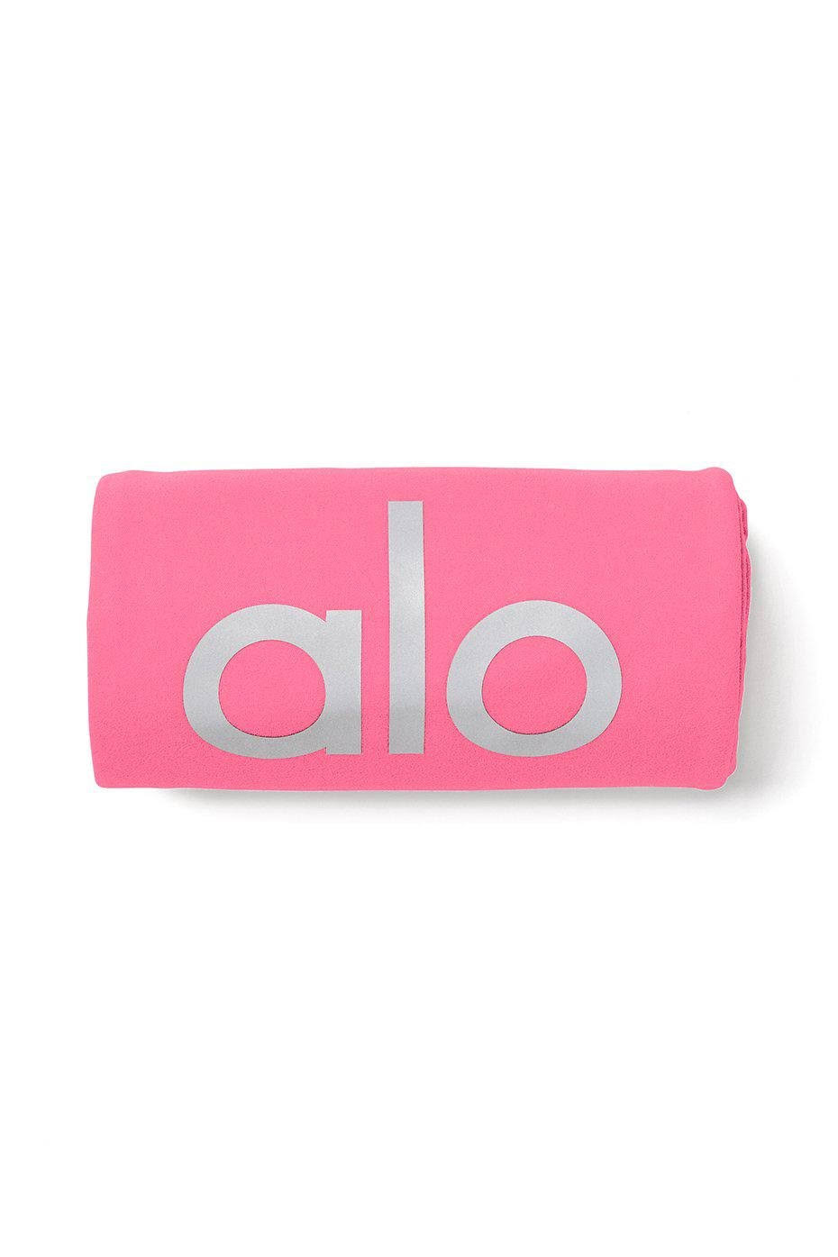 Grounded No-Slip Towel in Hot Pink | Alo Yoga