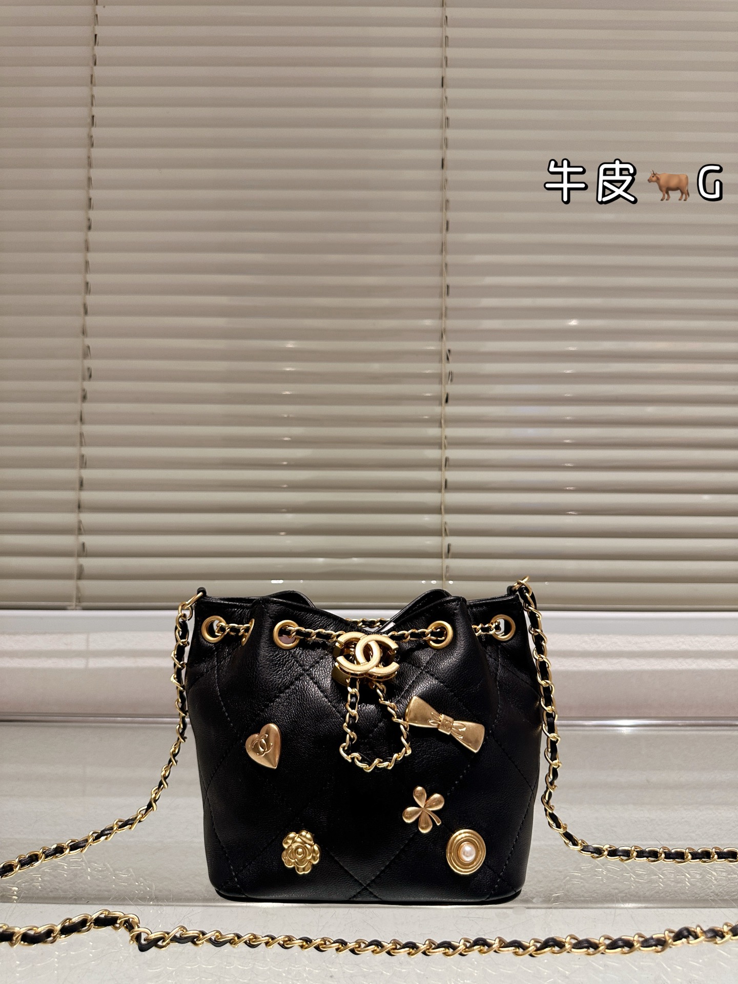 Chanel 25K Black Gold Drawstring Bucket Bag - cnluxepick