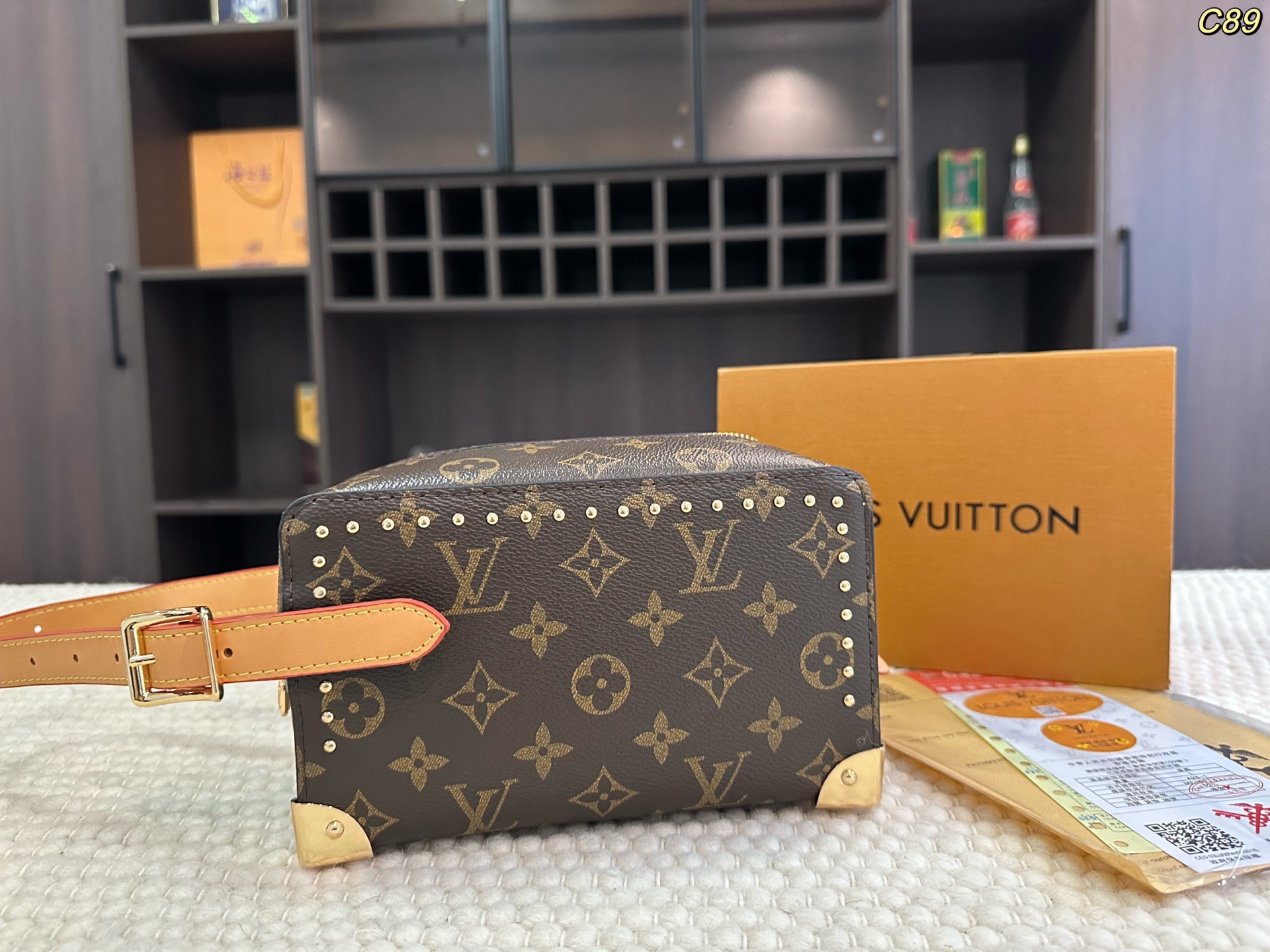 LV Nano Dice handbag - cnluxepick