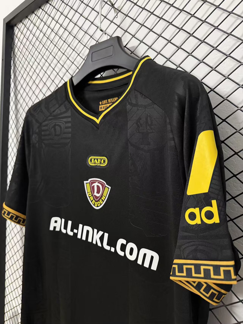 Dynamo Dresden 26/27 Black Jersey S-4XL Fan Version