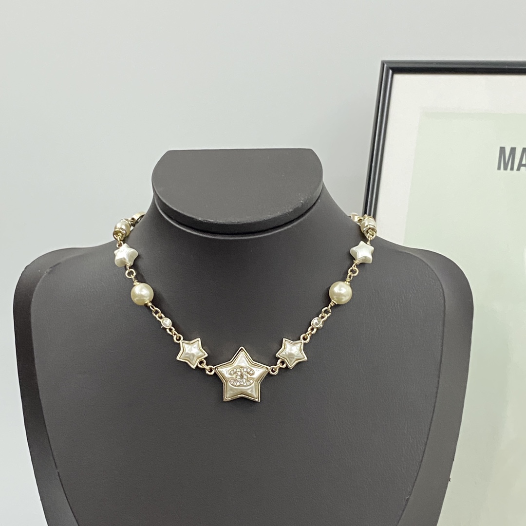 Chanel Mother-of-Pearl Star Necklace - cnluxepick