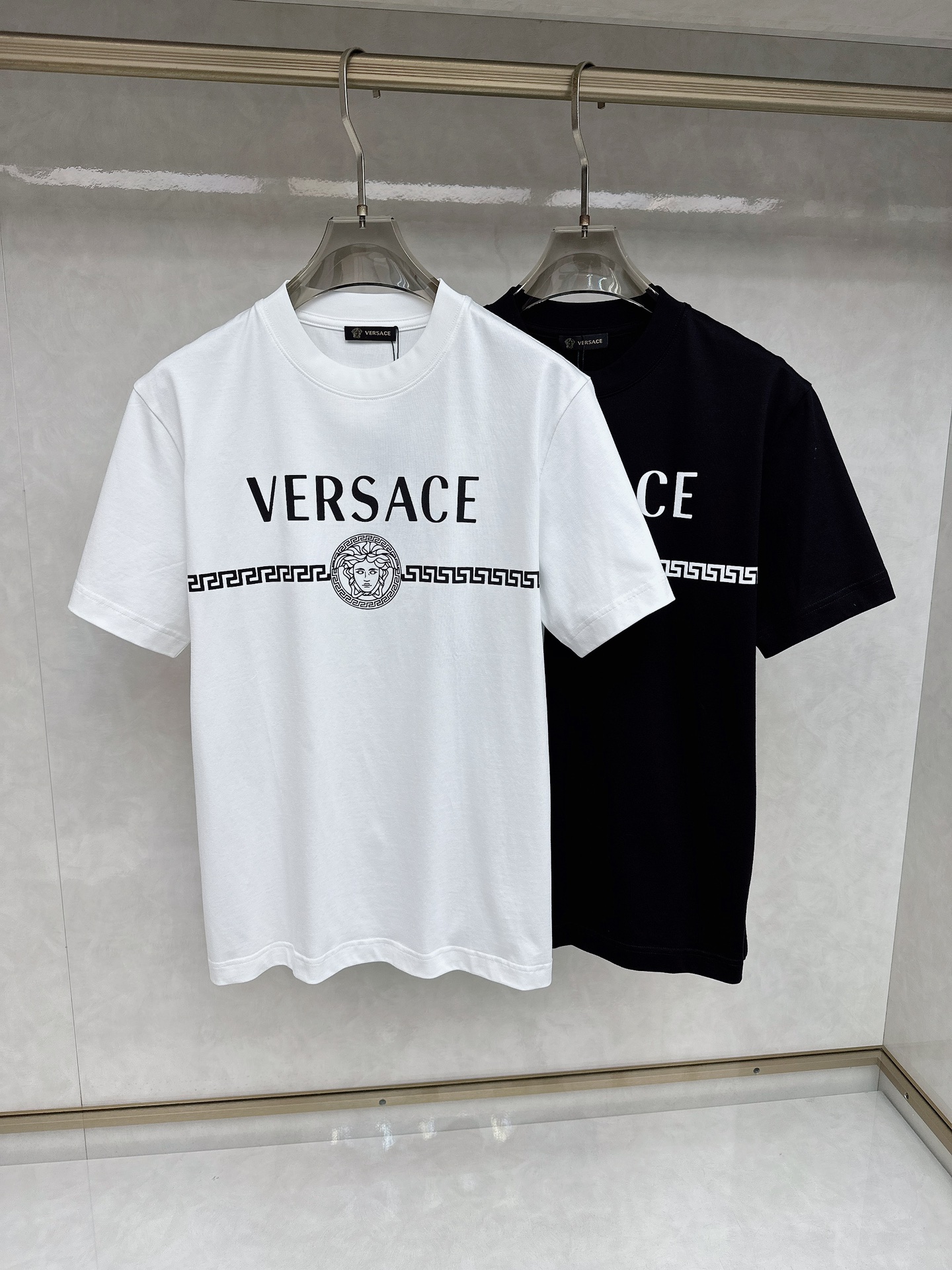 Versace Early Spring New Short-Sleeve T-Shirt - cnluxepick