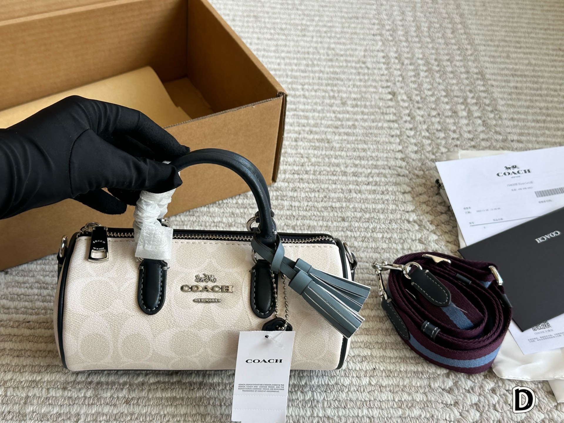 COACH Lacey Pen Holder Bag - cnluxepick