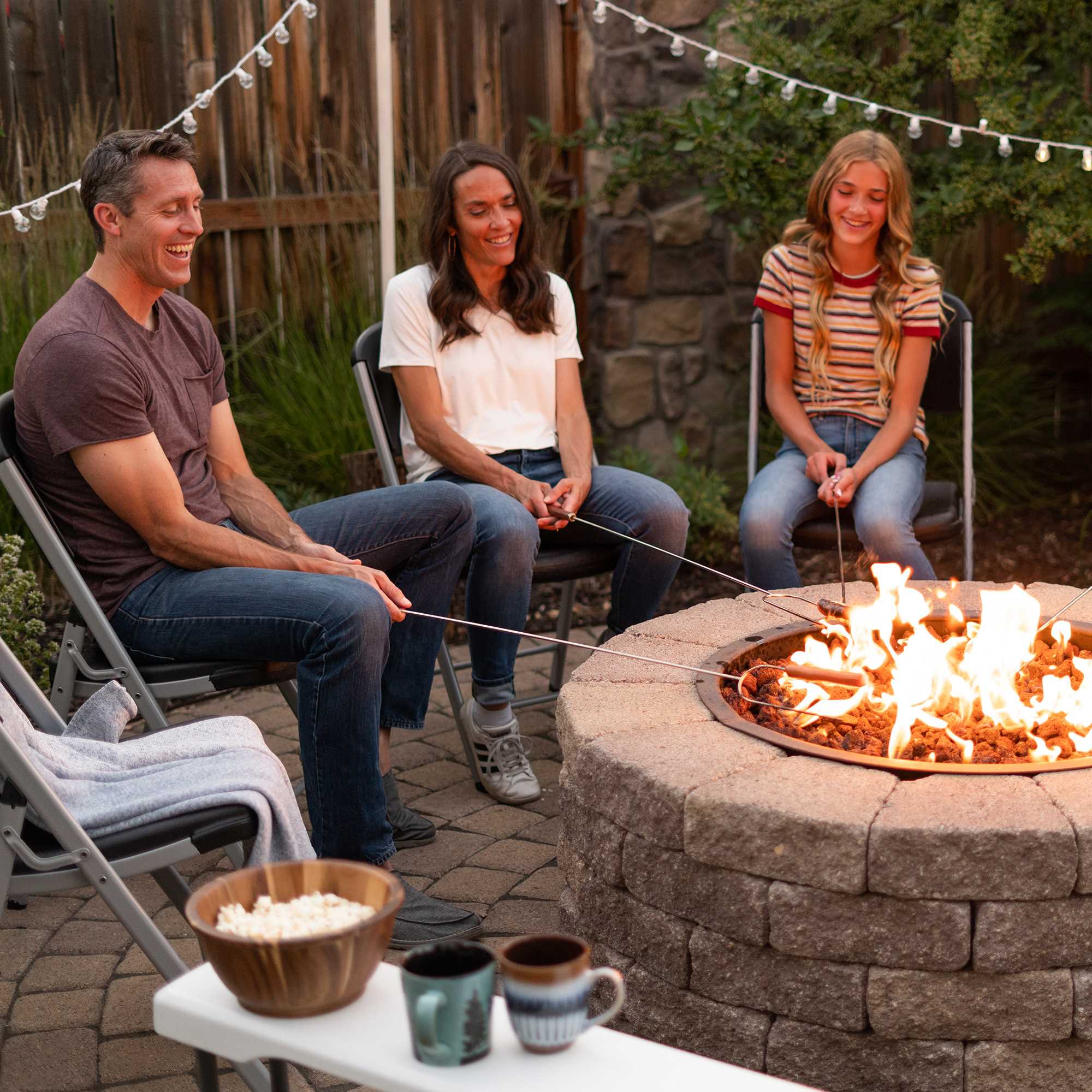 Lifetime Classic Folding Chair – 6 Pk (Commercial)