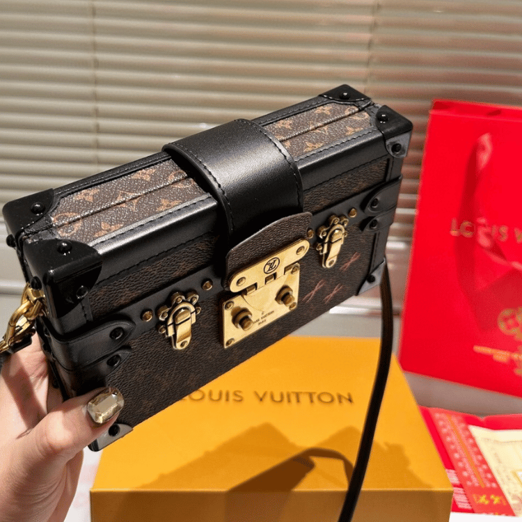 Louis Vuitton Petite Malle Monogram 7.9 Inches