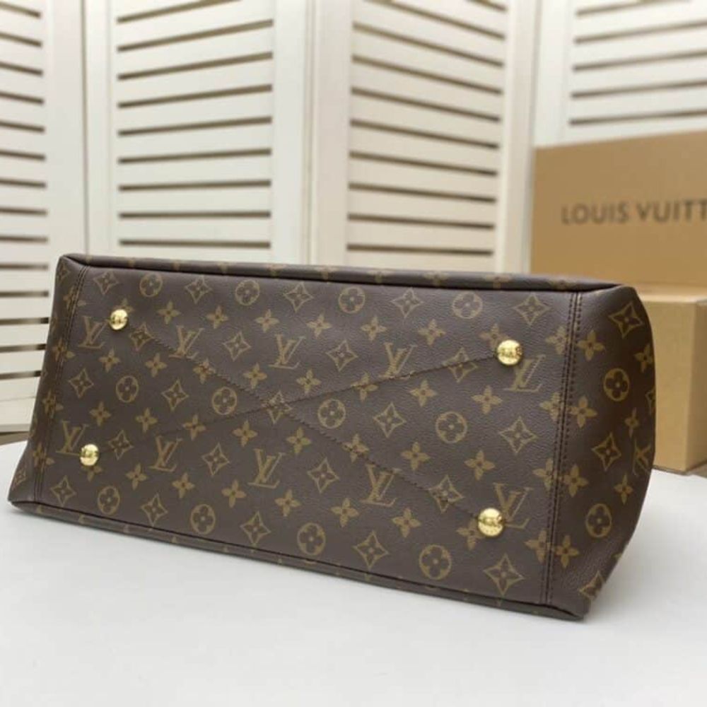Louis Vuitton Artsy MM Monogram Canvas Brown 16.1 Inches M44869