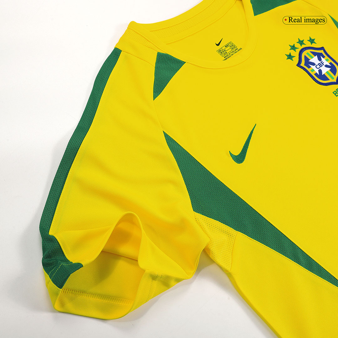 Retro Soccer Jersey CAFU #2 Brazil Home 2002/03