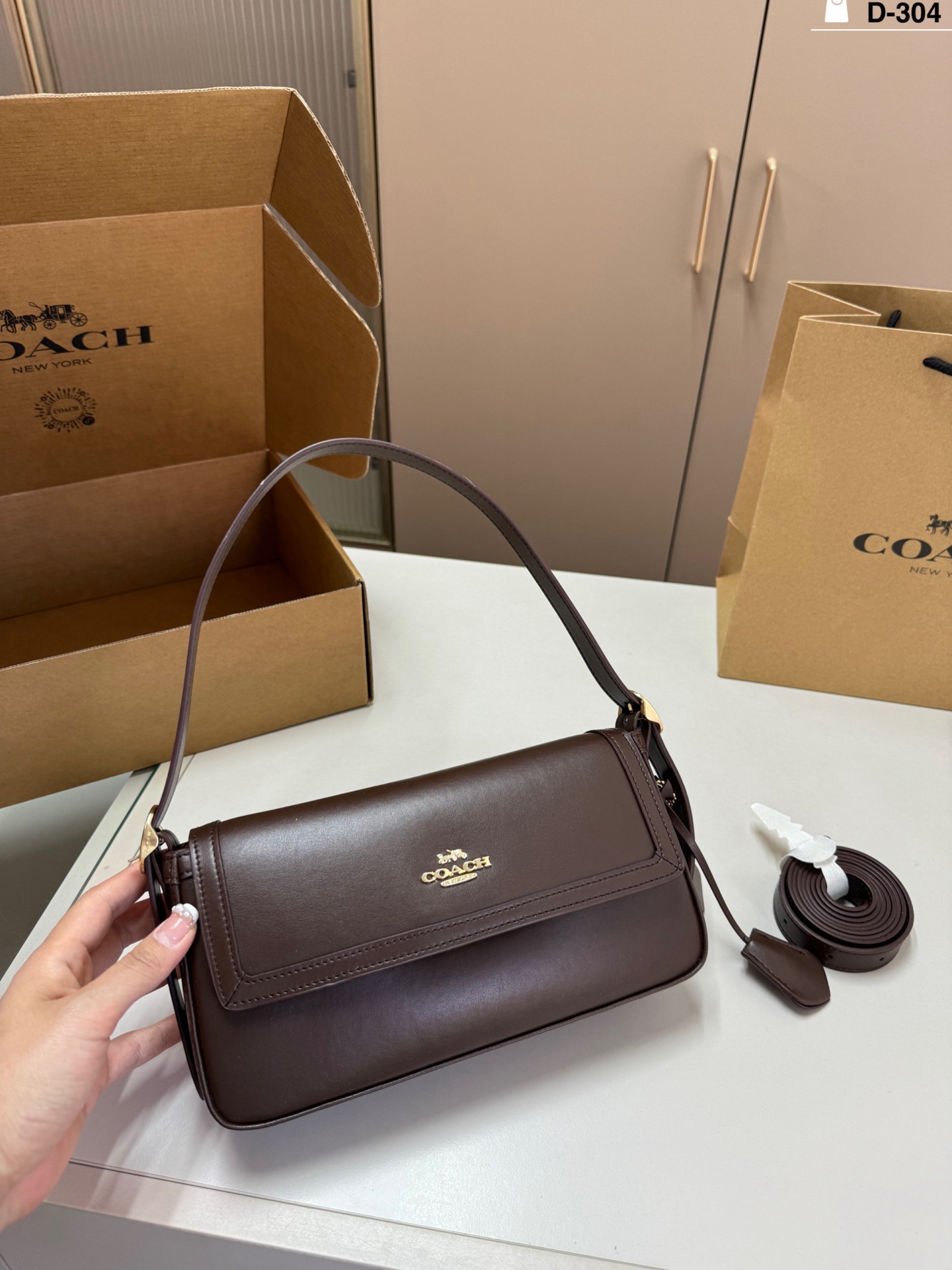 Coach Etta series underarm bag - cnluxepick