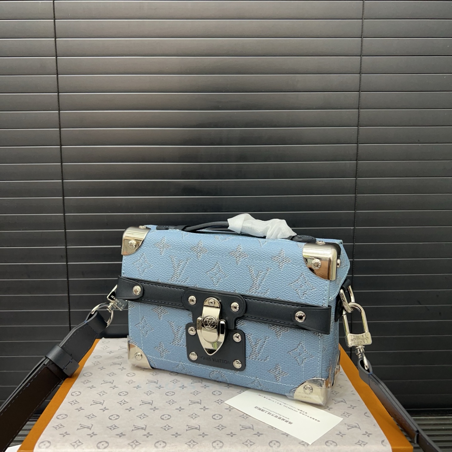 LouisVuitton box bag - cnluxepick