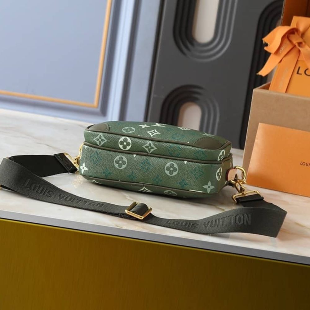 Louis Vuitton Nil Khaki 9.8 Inches M27095