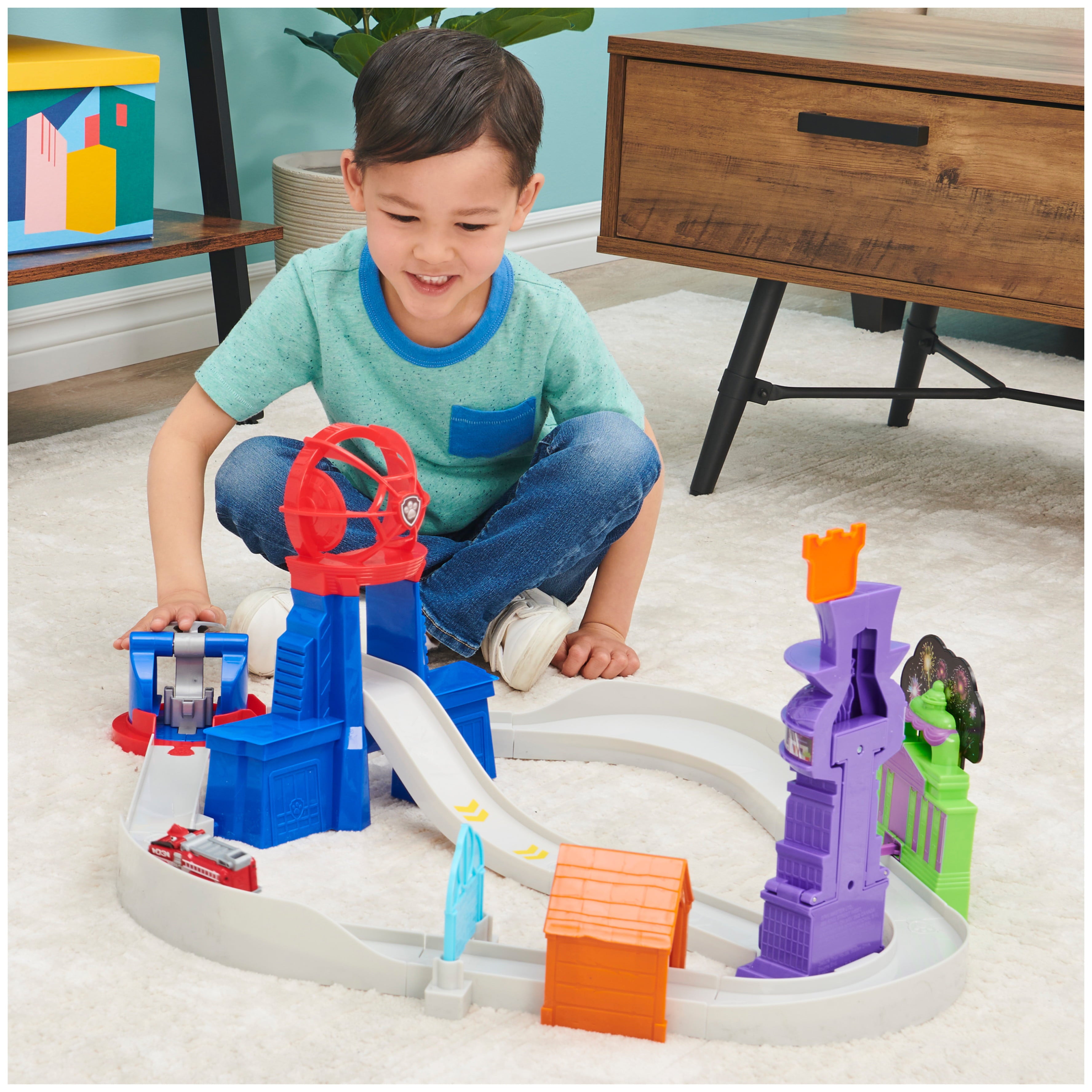 PAW Patrol, True Metal Total City Rescue Vehicle Playset, 1:55 Scale, For Ages 3 and up