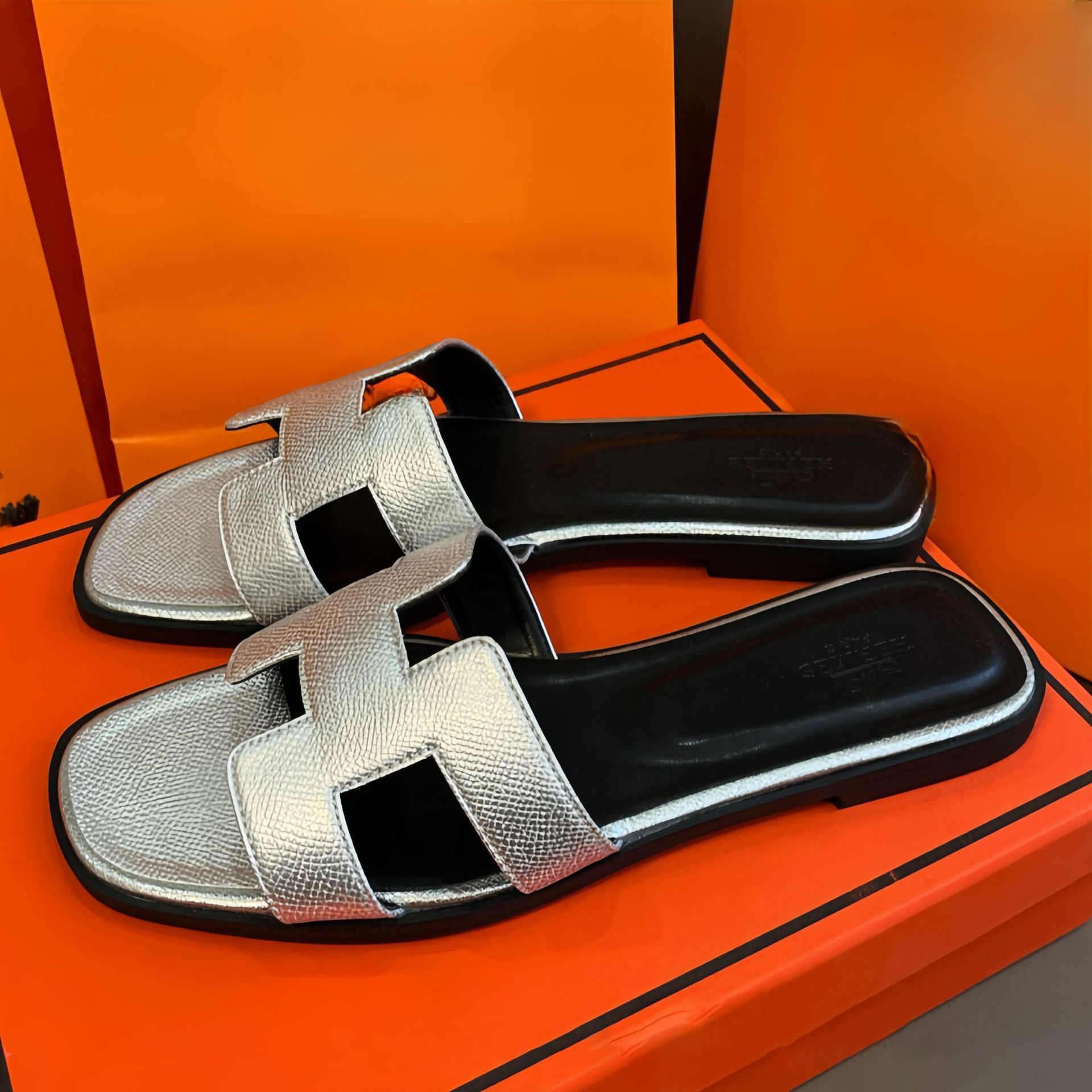 Hermes Spring/Summer flip-flop collection - cnluxepick