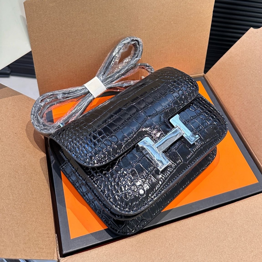 Hermès Mini Constance 19 Shiny Alligator Black Palladium Hardware 19cm / 7.5in