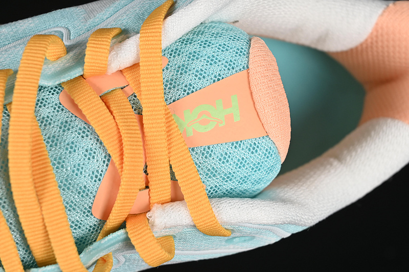 HOKA One One Clifton 10