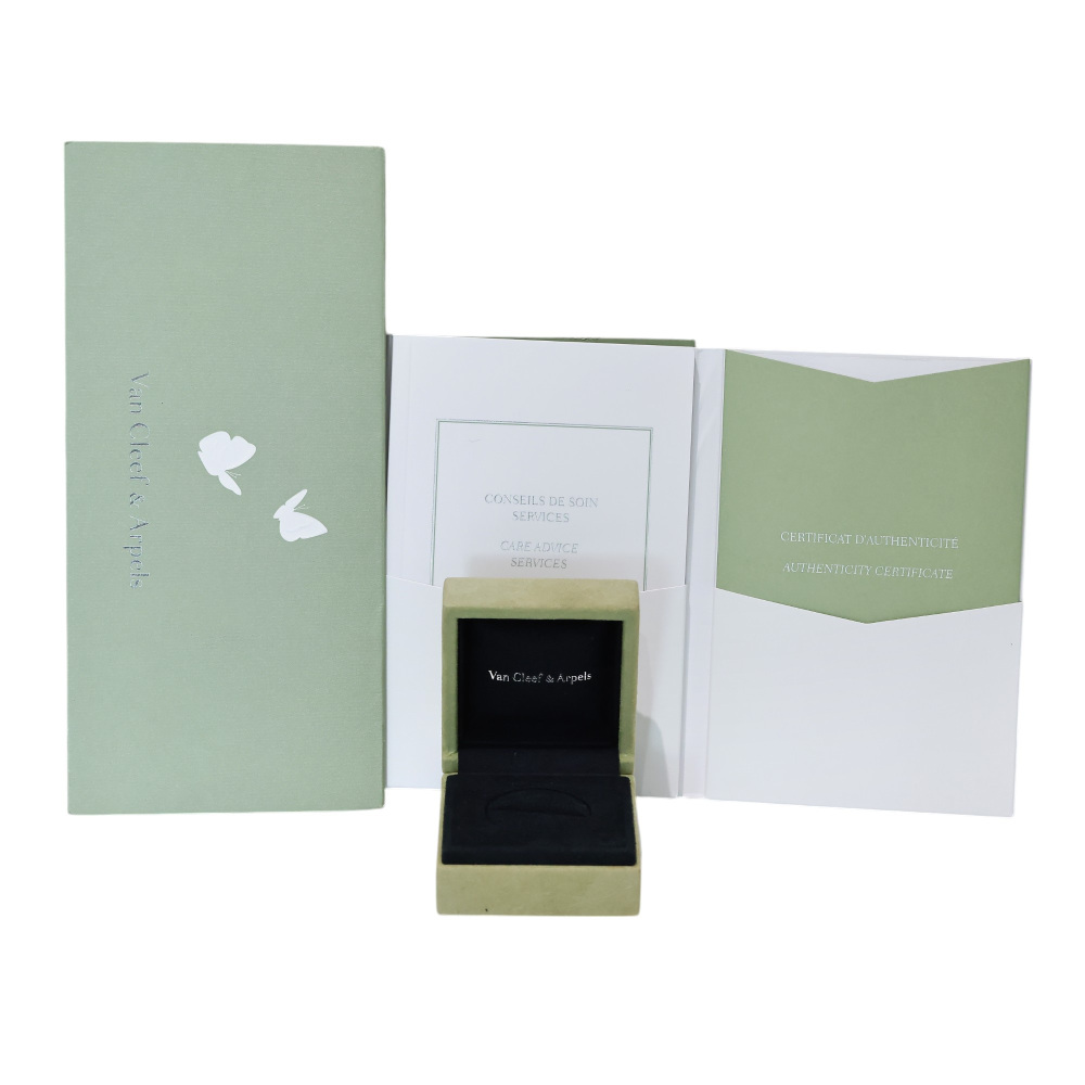 Van Cleef & Arpels Sweetheart Heart Ring 18K Yellow Gold VCARN5P300