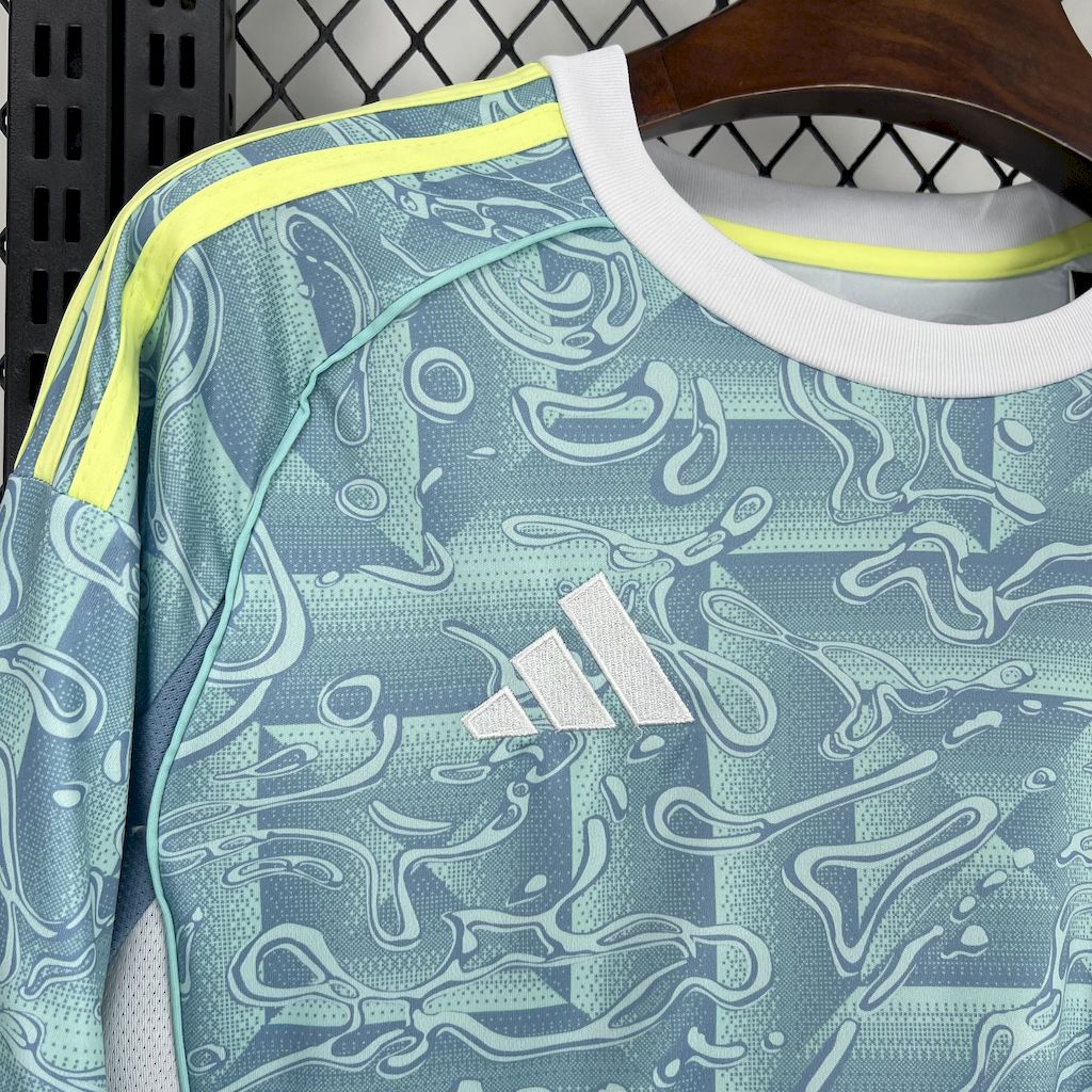 Juventus maillot foot extérieur 2025 2026€14.99