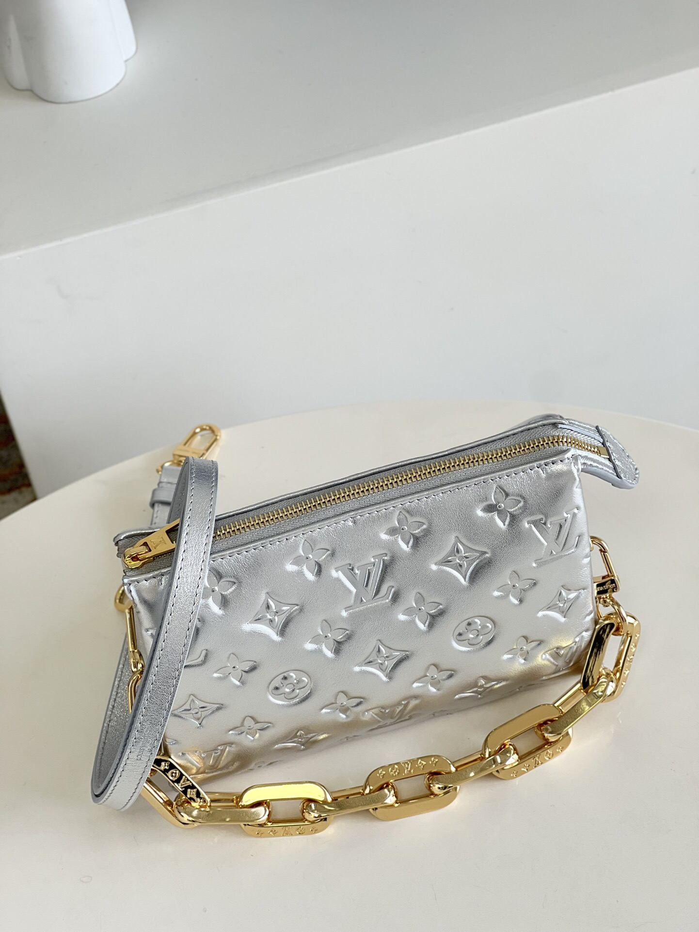 Louis Vuitton Madeleine Mm 30Cm Beige