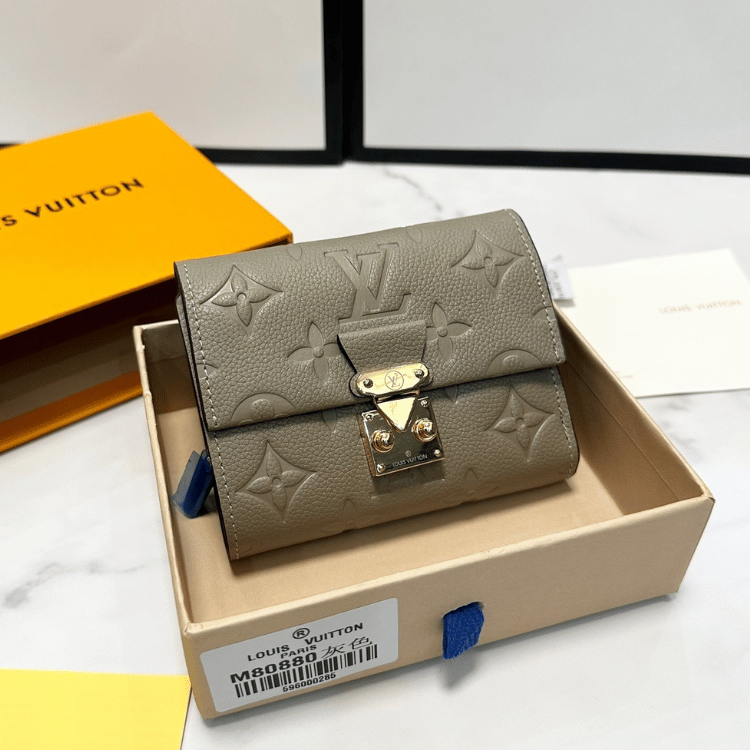 Louis Vuitton Métis Compact Wallet Greige Monogram 5.9 Inches
