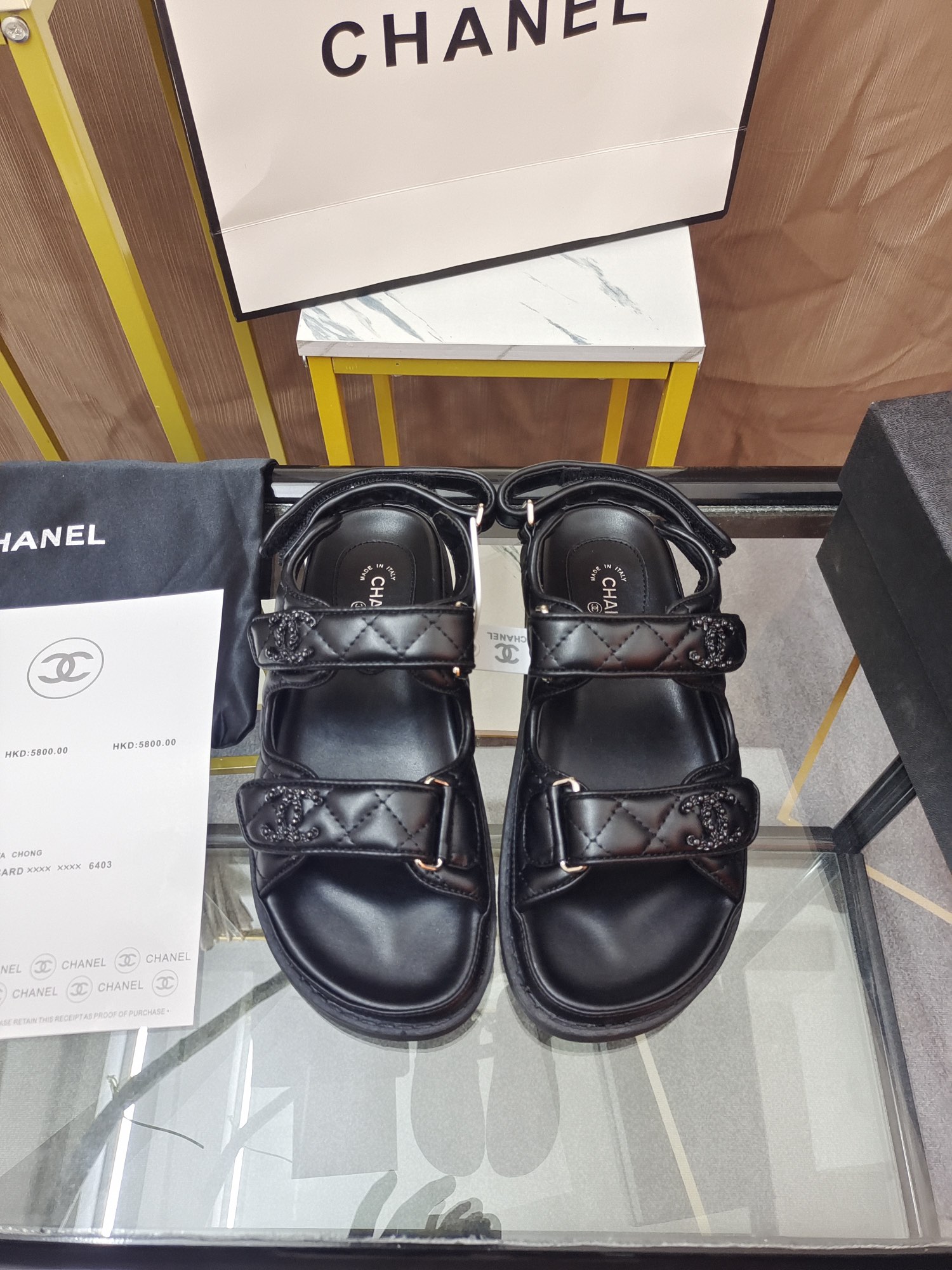 Chanel slippers - cnluxepick