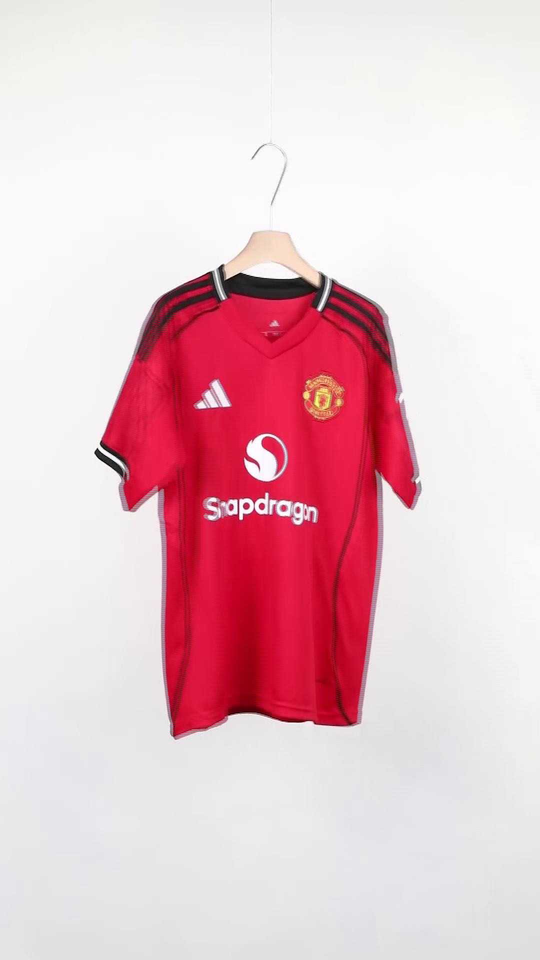 B.FERNANDES #8 Manchester United Home Soccer Jersey 2025/26
