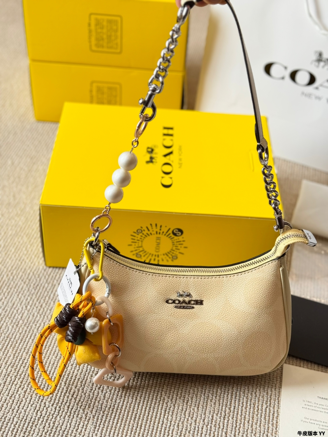 Coach's hottest underarm bag - cnluxepick