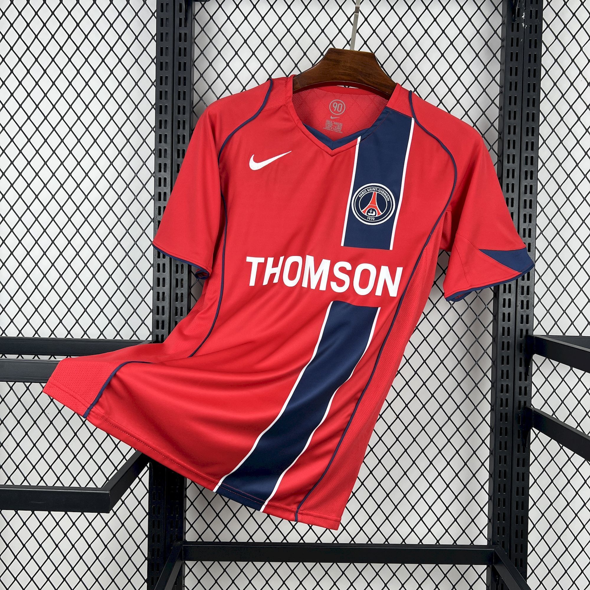 Paris Saint Germain PSG Maillot Retro 2004 2005€35.99