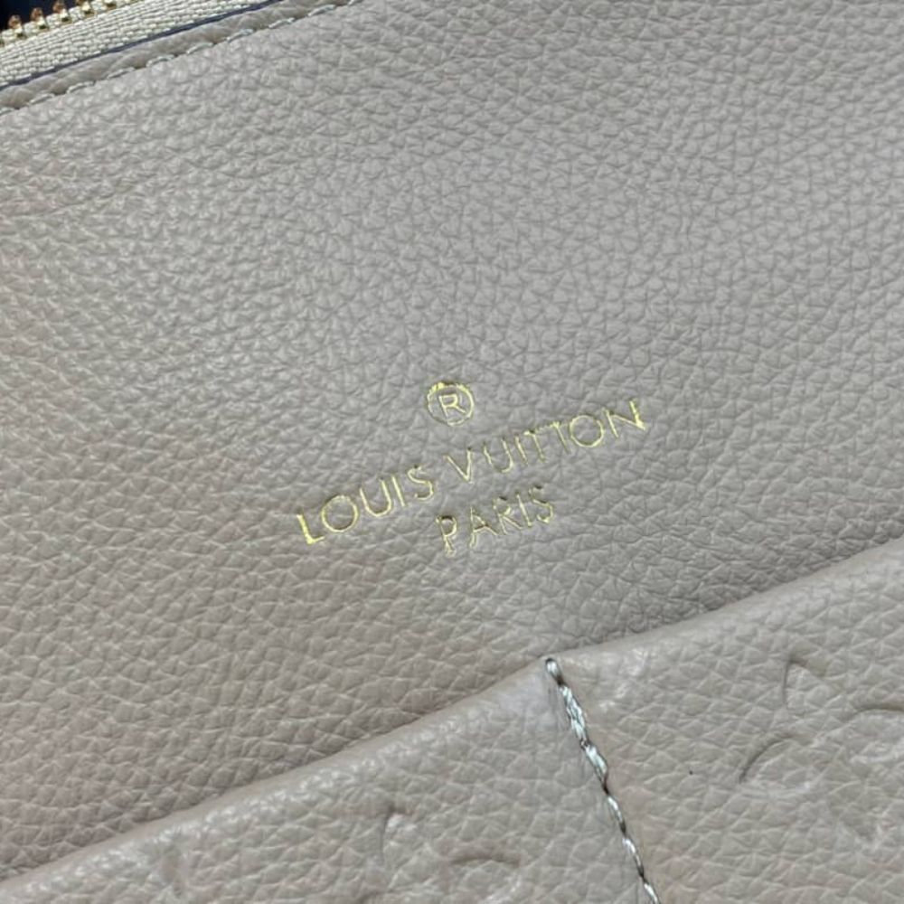 Louis Vuitton Maida Hobo Bag Dune 12.6 Inches M45523