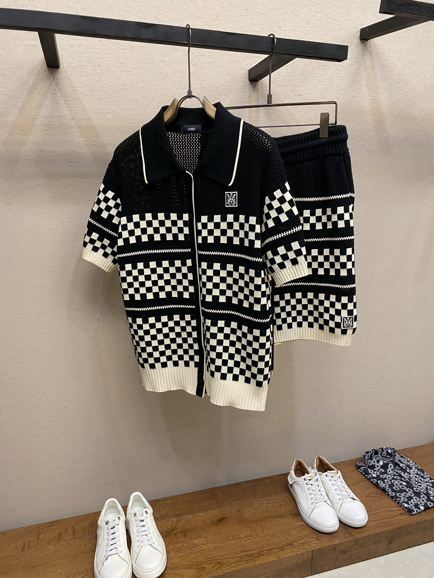 2026流行刺繍ロゴAmiri アミリ メンズショットパンツコピー芸能人愛用LOGO