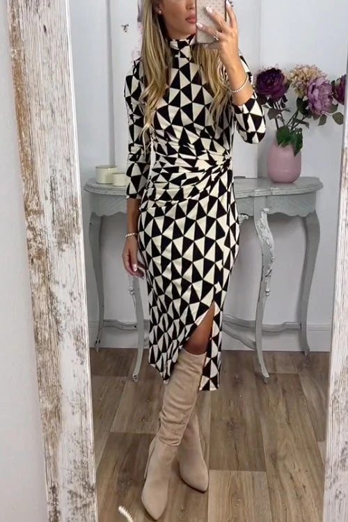 Geometric Ruched Midi Dress with SlitClistos