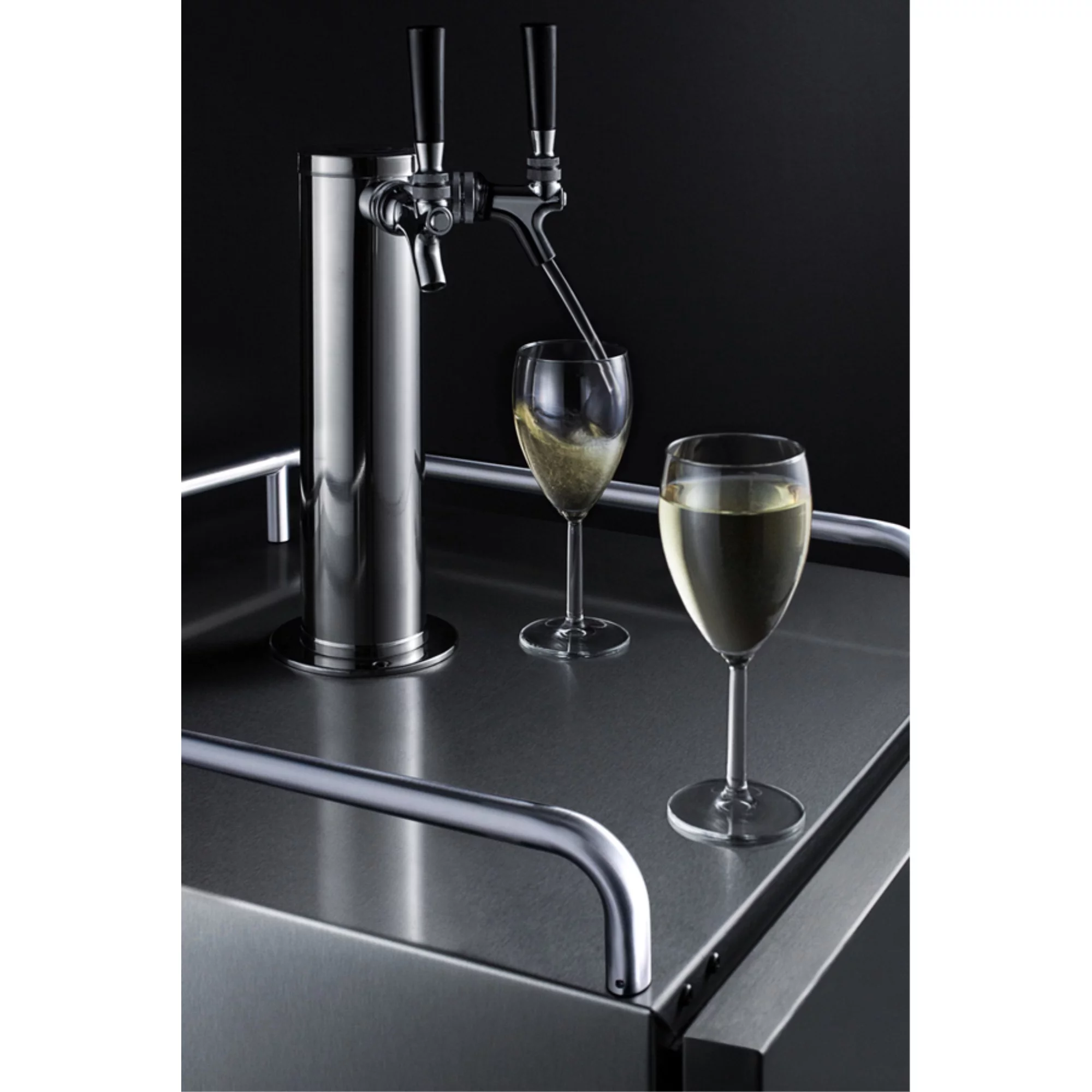 Summit Appliance SBC682WKDTWIN 24 in. Built-In Wine Kegerator