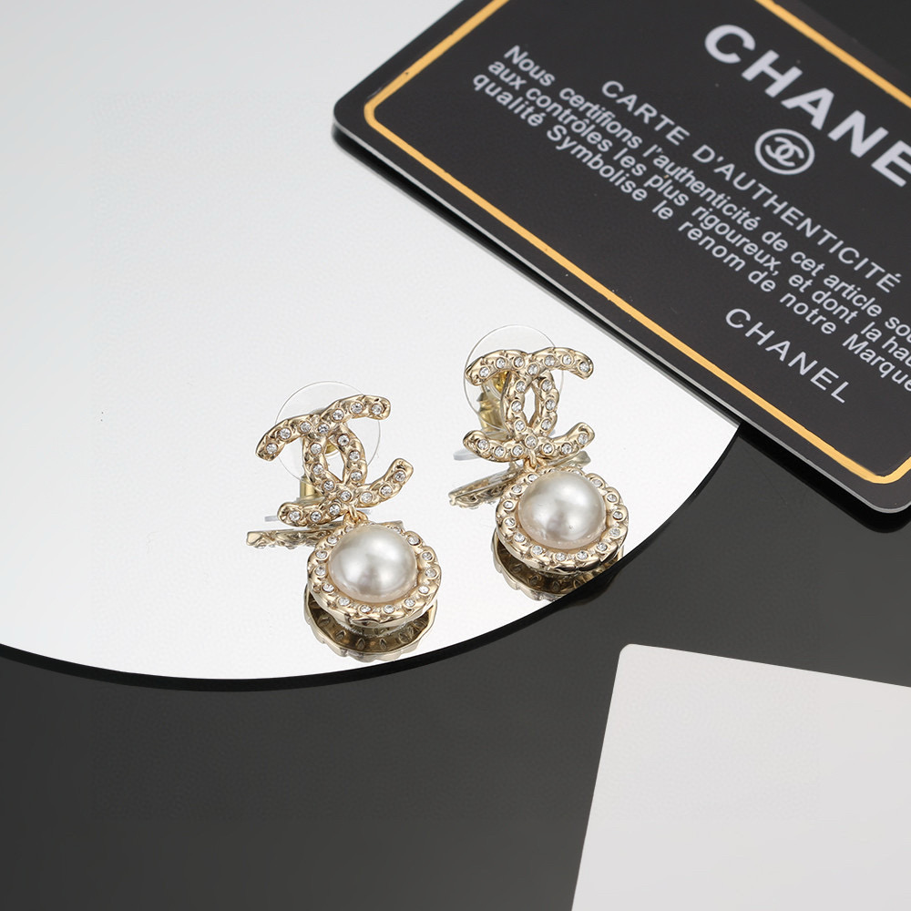 Chanel Pearl Stud Earrings - cnluxepick