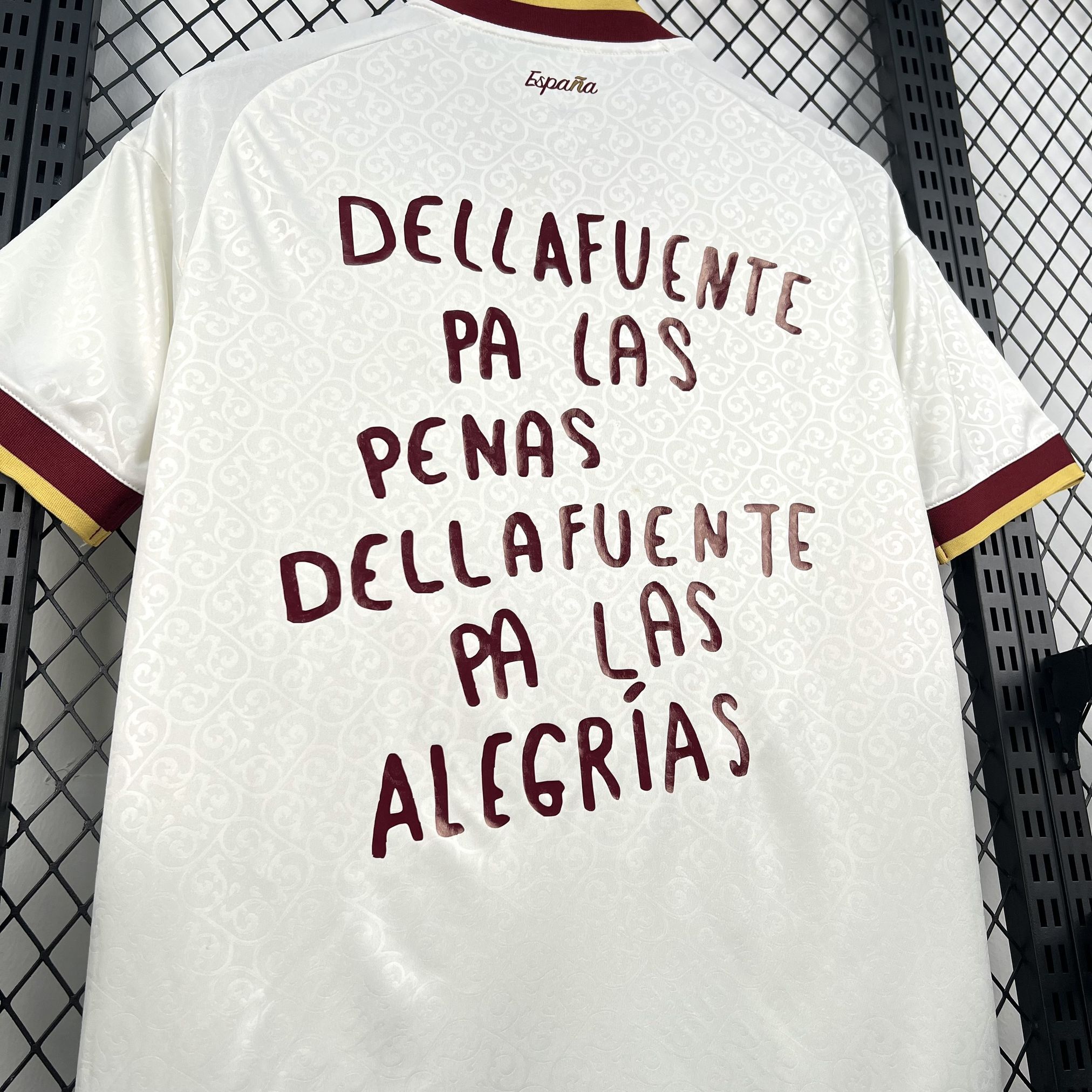 Espagne maillot foot Dellafuente 2026 2027 Coupe Du Monde€14.99