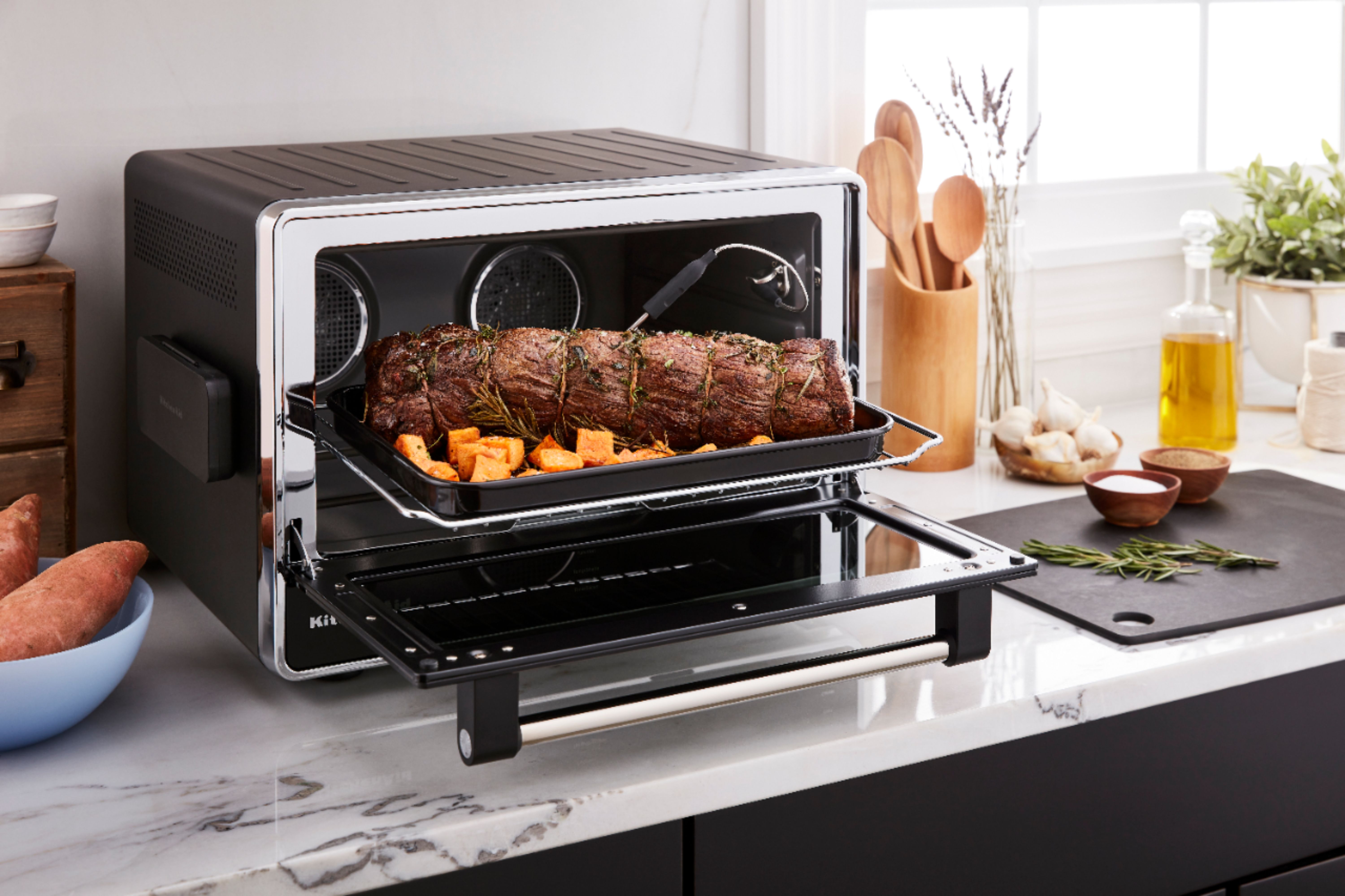 KitchenAid - Dual Convection Countertop Oven with Air Fry and Temperature Probe - KCO224 - Black Matte