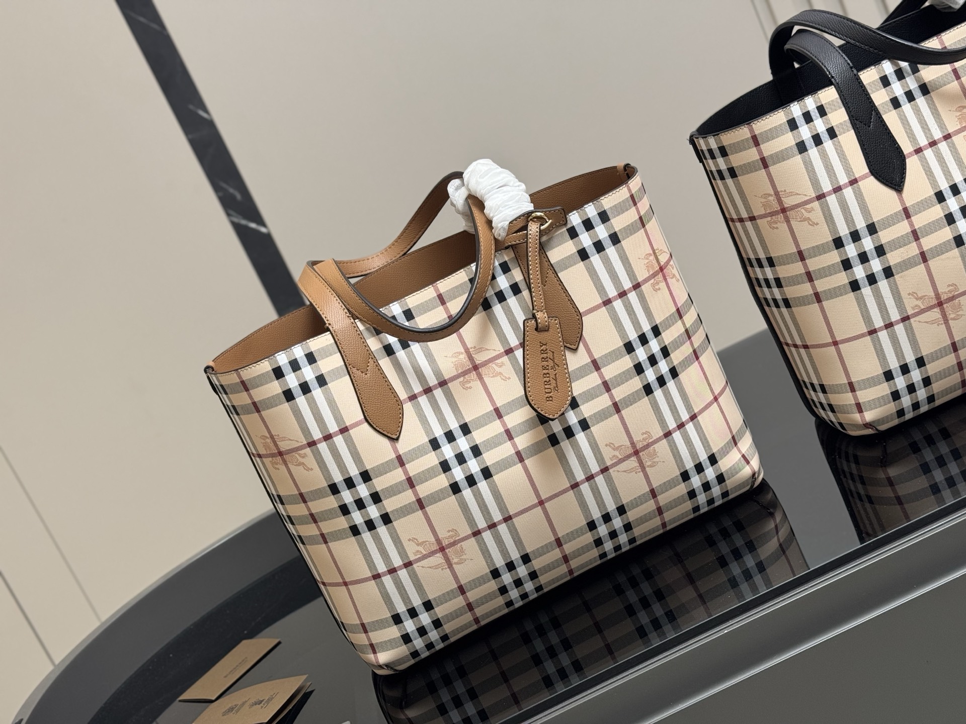 Burberry shopping bag canvas fabric - cnluxepick
